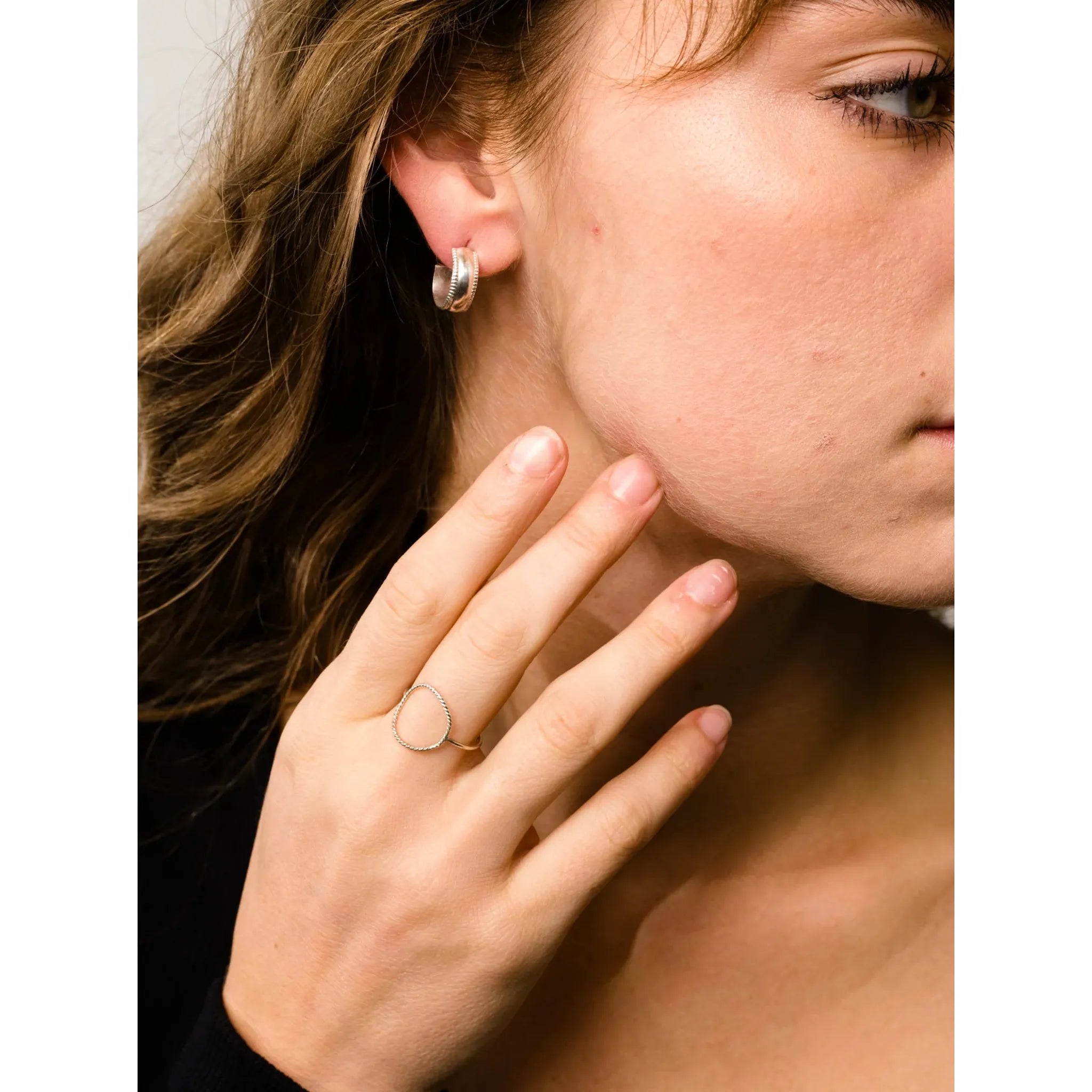 Chunky Column Hoops- Assorted