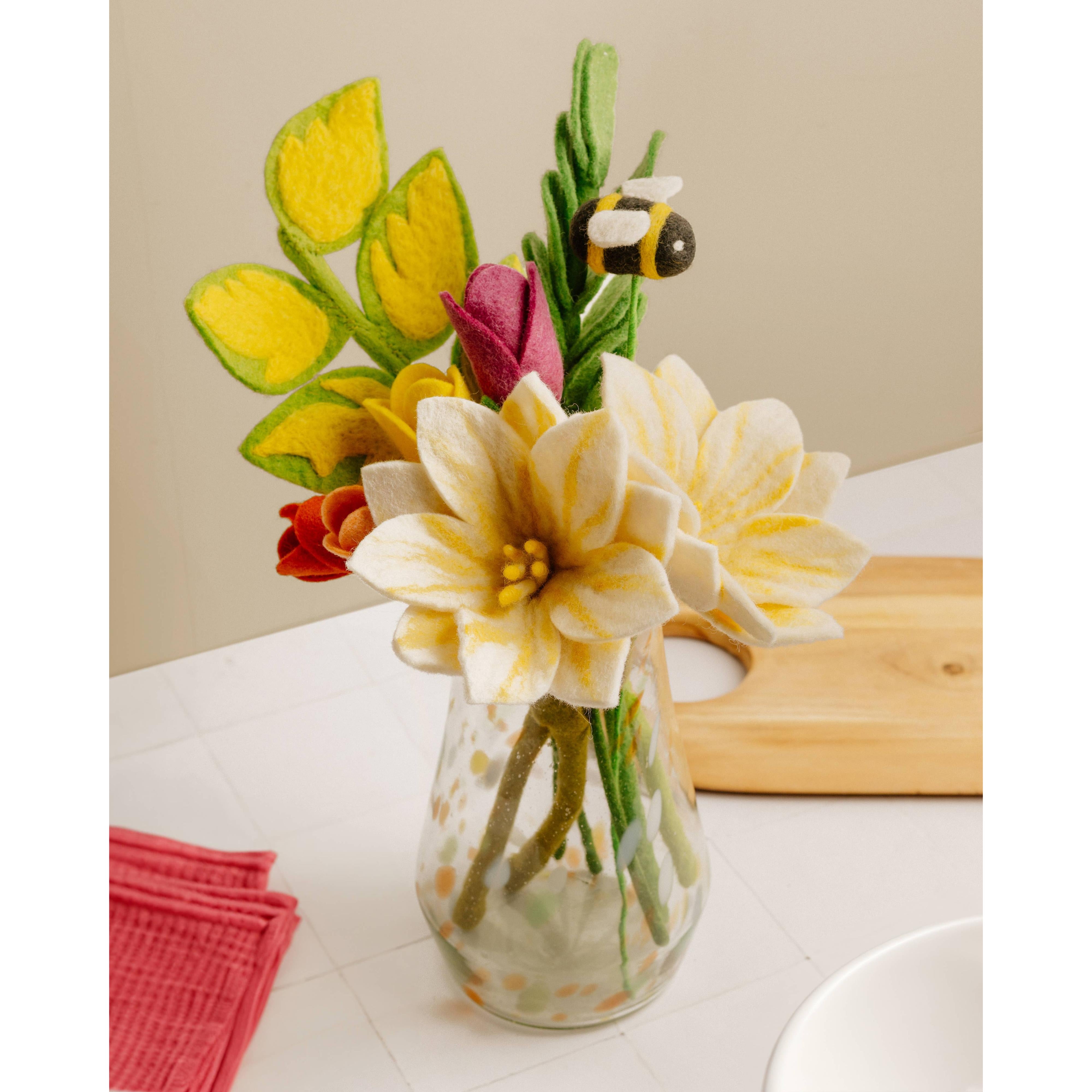 Felt Accent Stem-Bee
