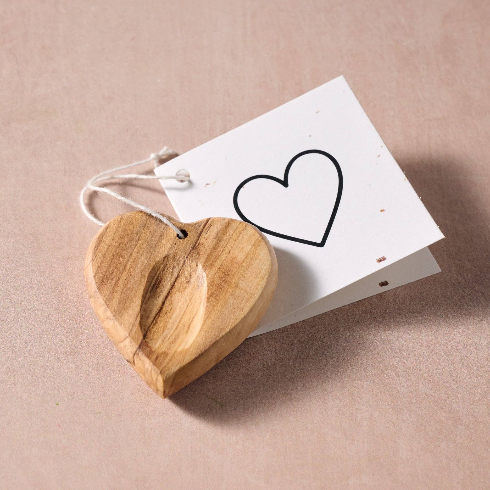 Hubb Olive Wood Pocket Heart