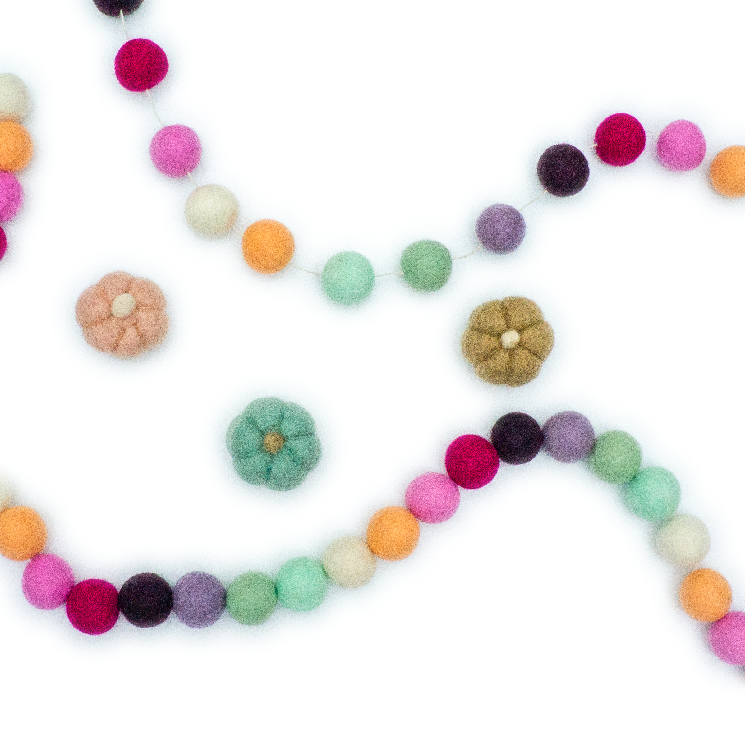 Macarons Eco Garlands/Ornaments: S - 24 beads/8ft (1" beads)
