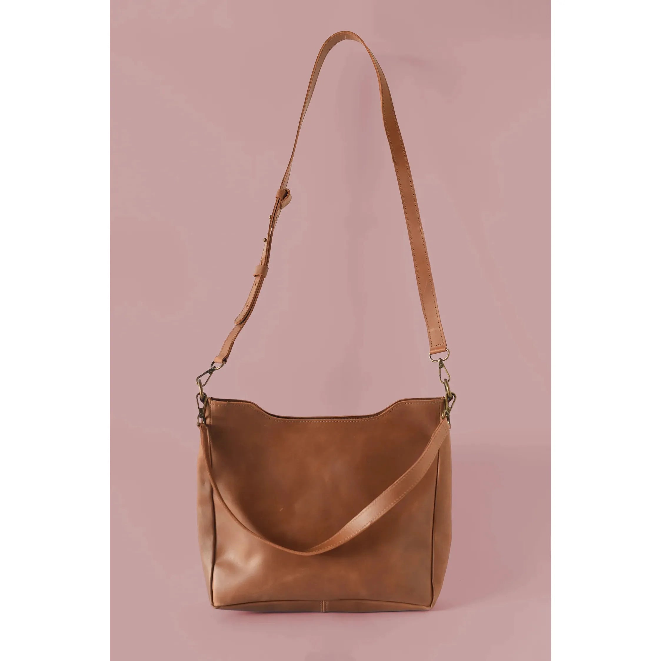 Midsized Crossbody- Cognac