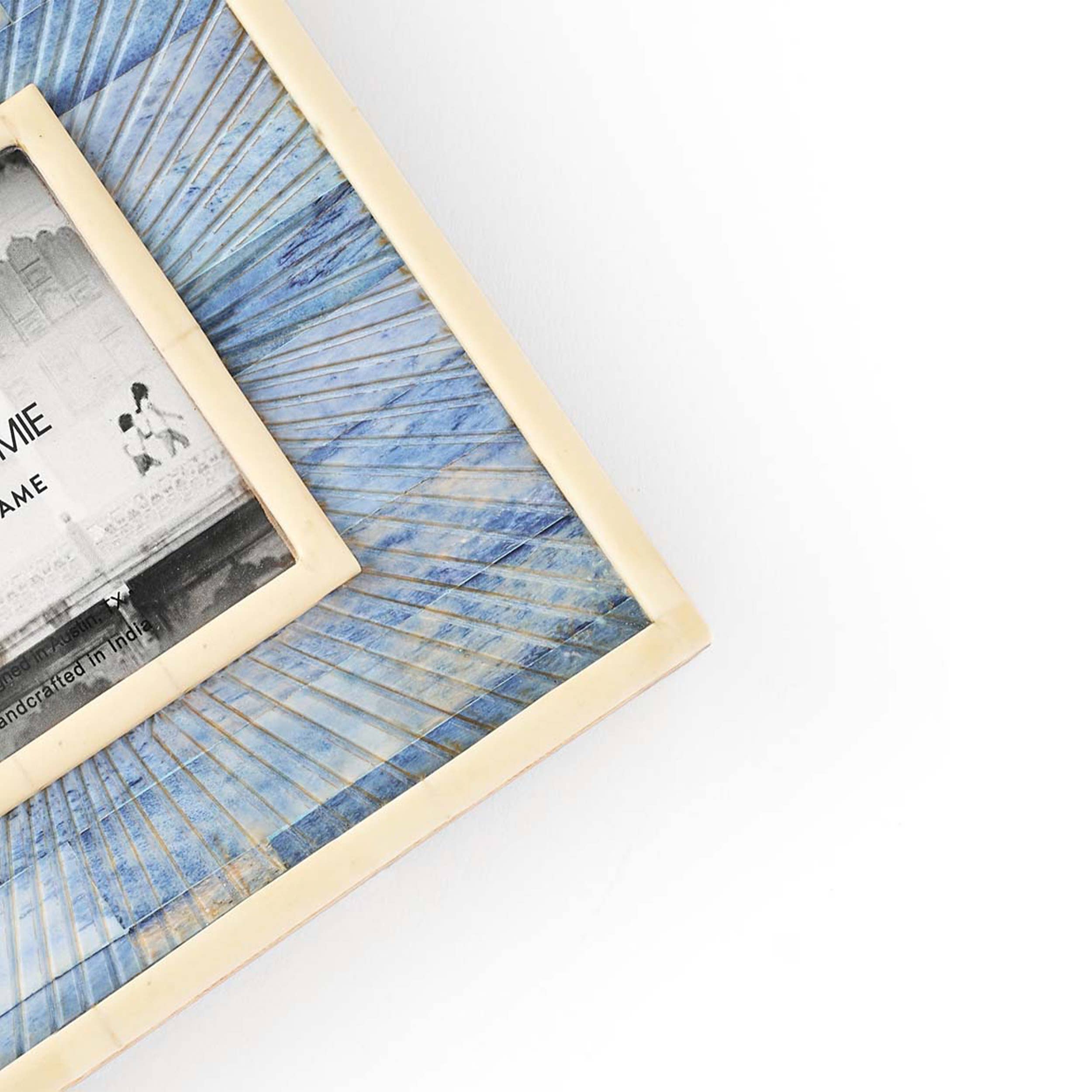 Neela 3x3 Picture Frame