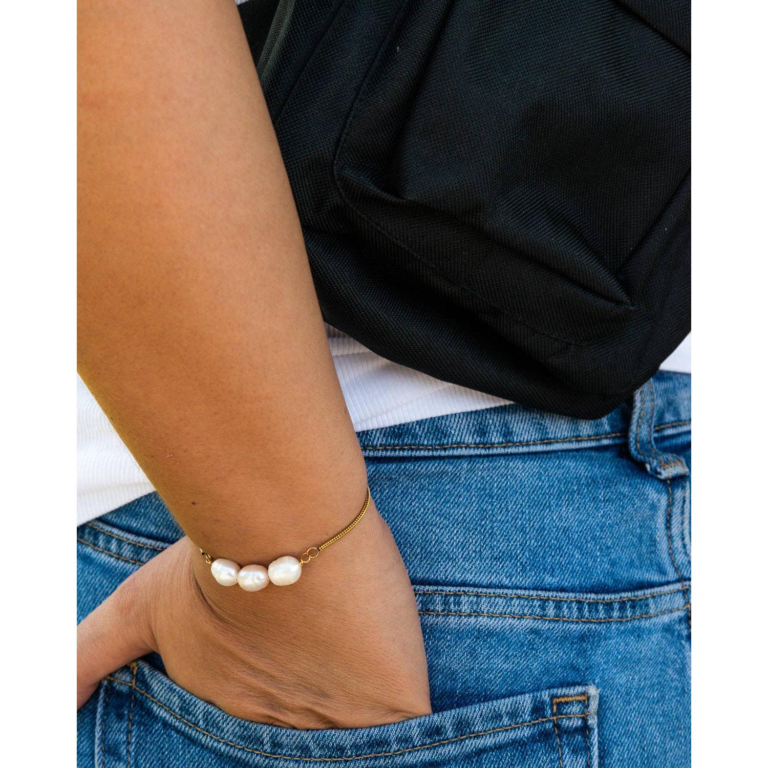 Pierre Gold Slider Bracelet