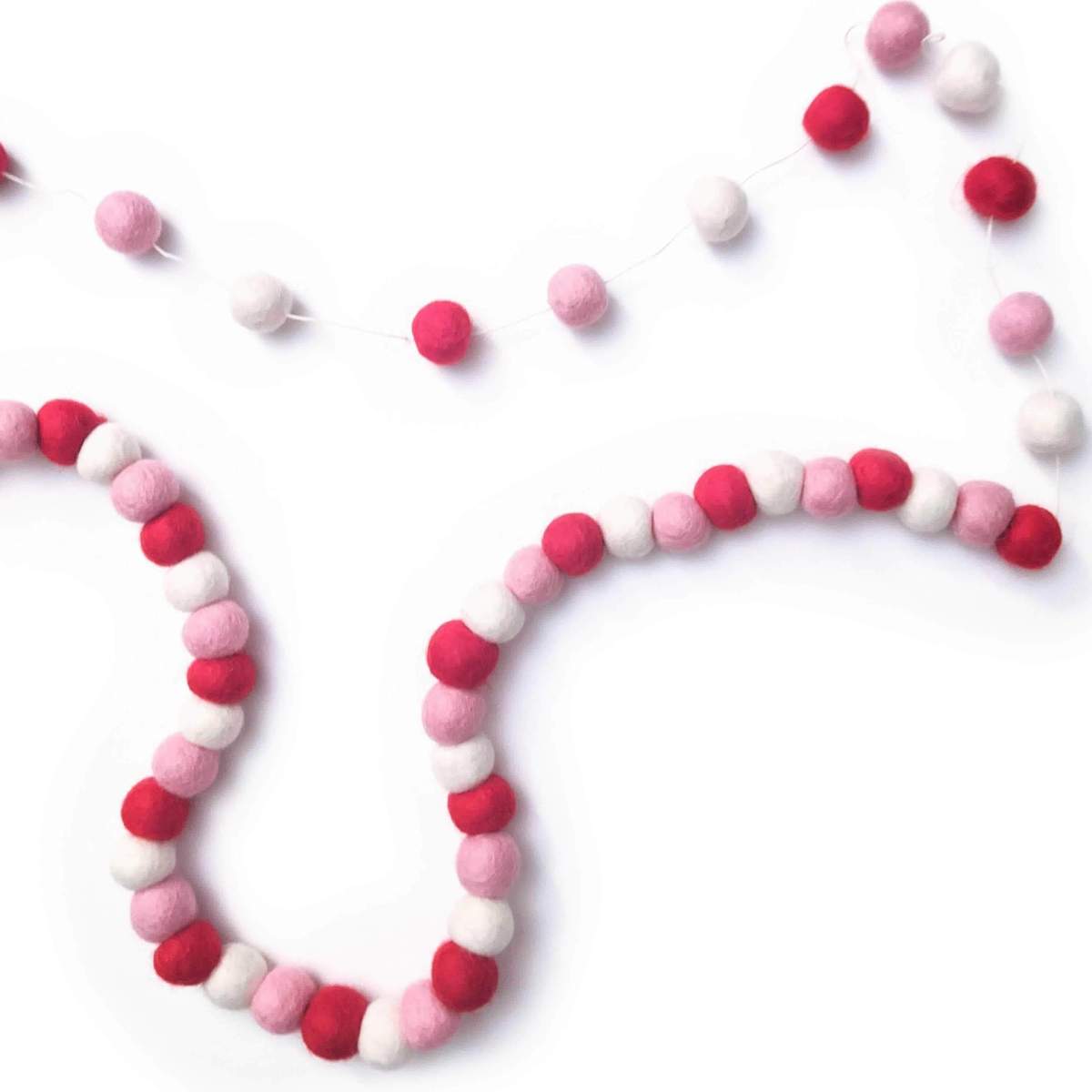 Red Valentine Eco Garlands/Ornaments: S - 24 beads/8ft (1" beads)