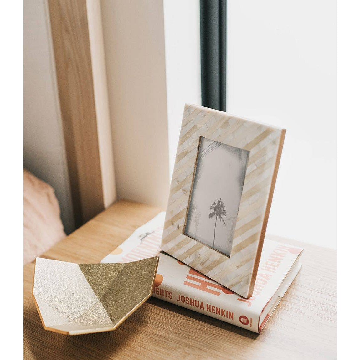 Vaishali 4x6 Cream Picture Frame
