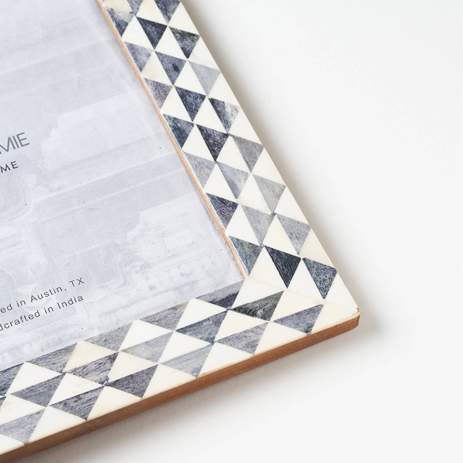 Varuna 8x10 Gray and White Picture Frame (*Local Pickup/Local Delivery Only)