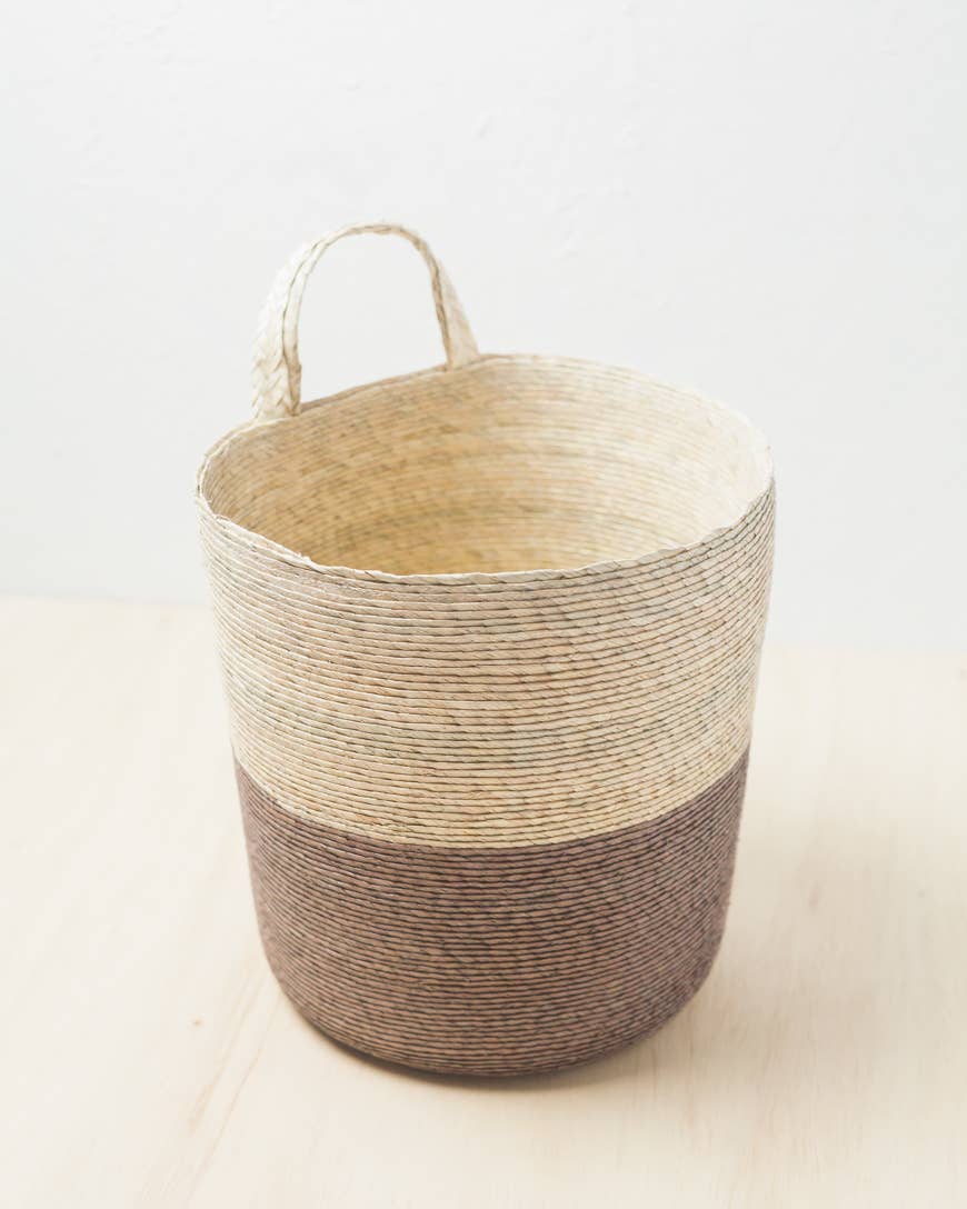 Prado Hanging Palm Basket (*Local Pickup/Local Delivery Only)
