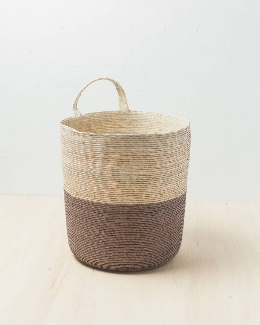 Prado Hanging Palm Basket (*Local Pickup/Local Delivery Only)