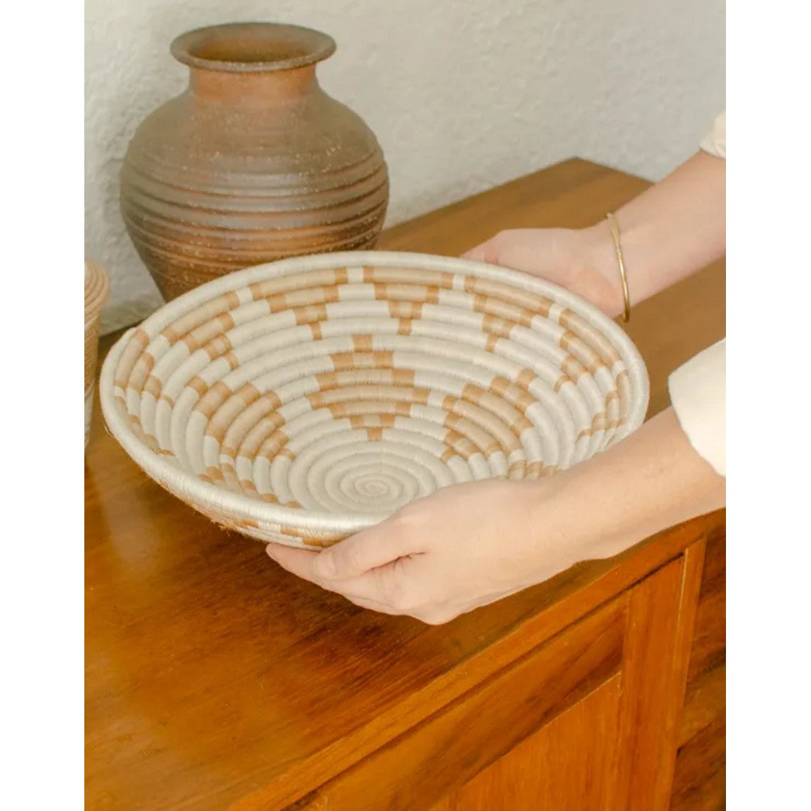 Akaneri Woven Bowl- Tea Diamonds on White- Assorted Sizes