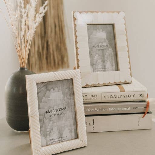 Amalesh 4x6 Picture Frame - Carved Bone, Wood