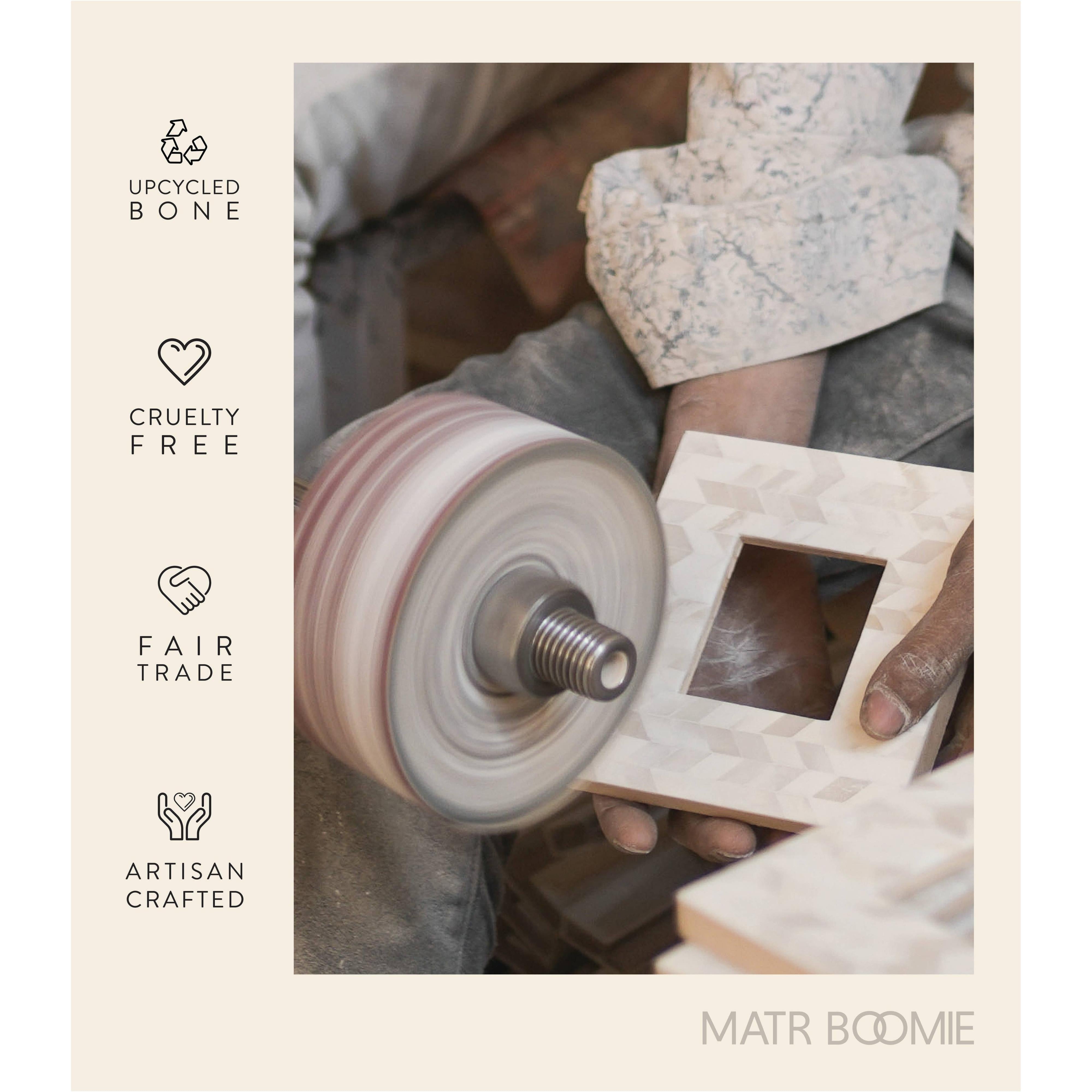 Artemis 3x3 Picture Frame - Handcrafted Bone