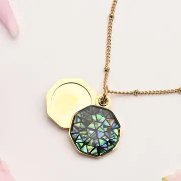 Cherished Reflections Locket