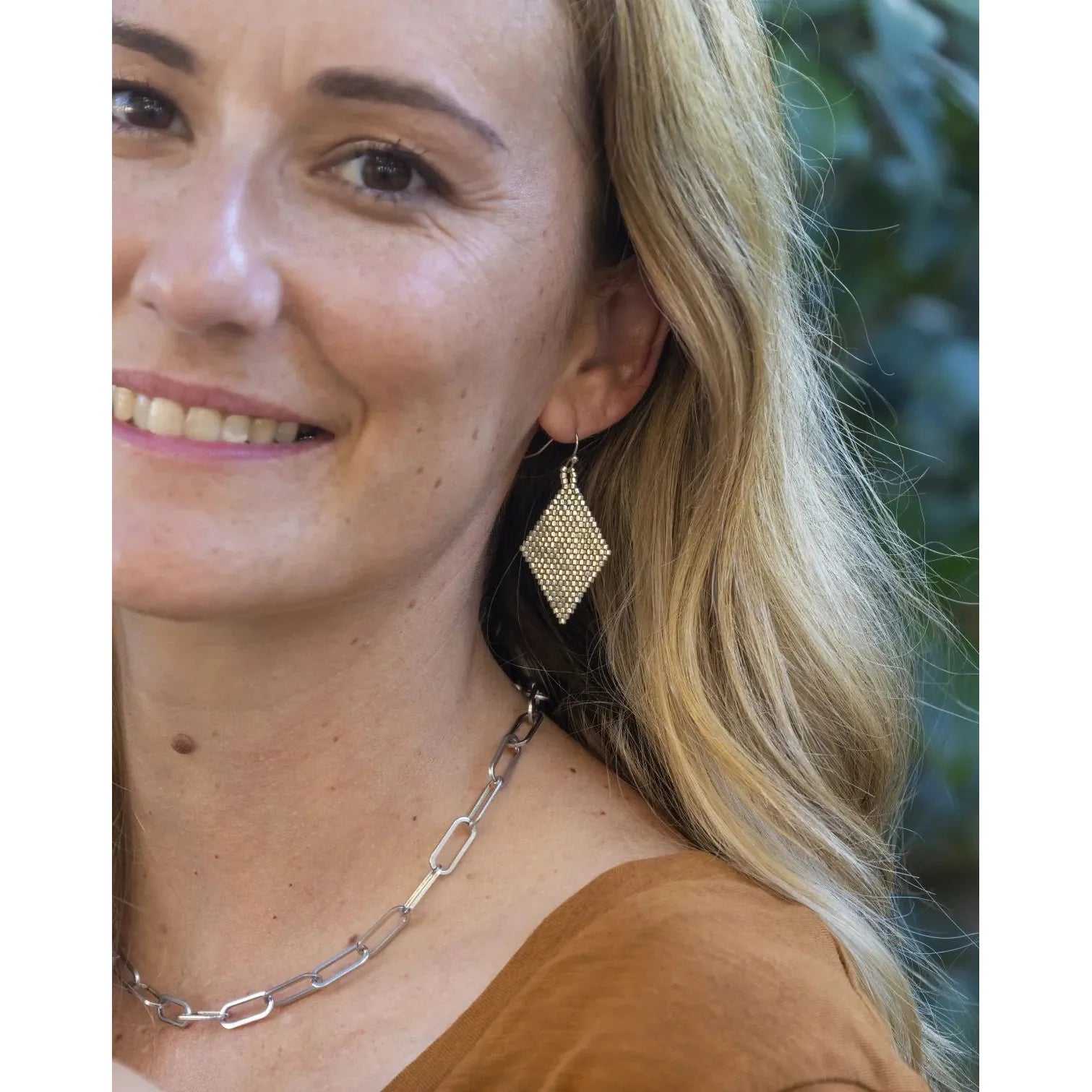 Darlyne Earrings- Assorted Colors/Assorted Sizes