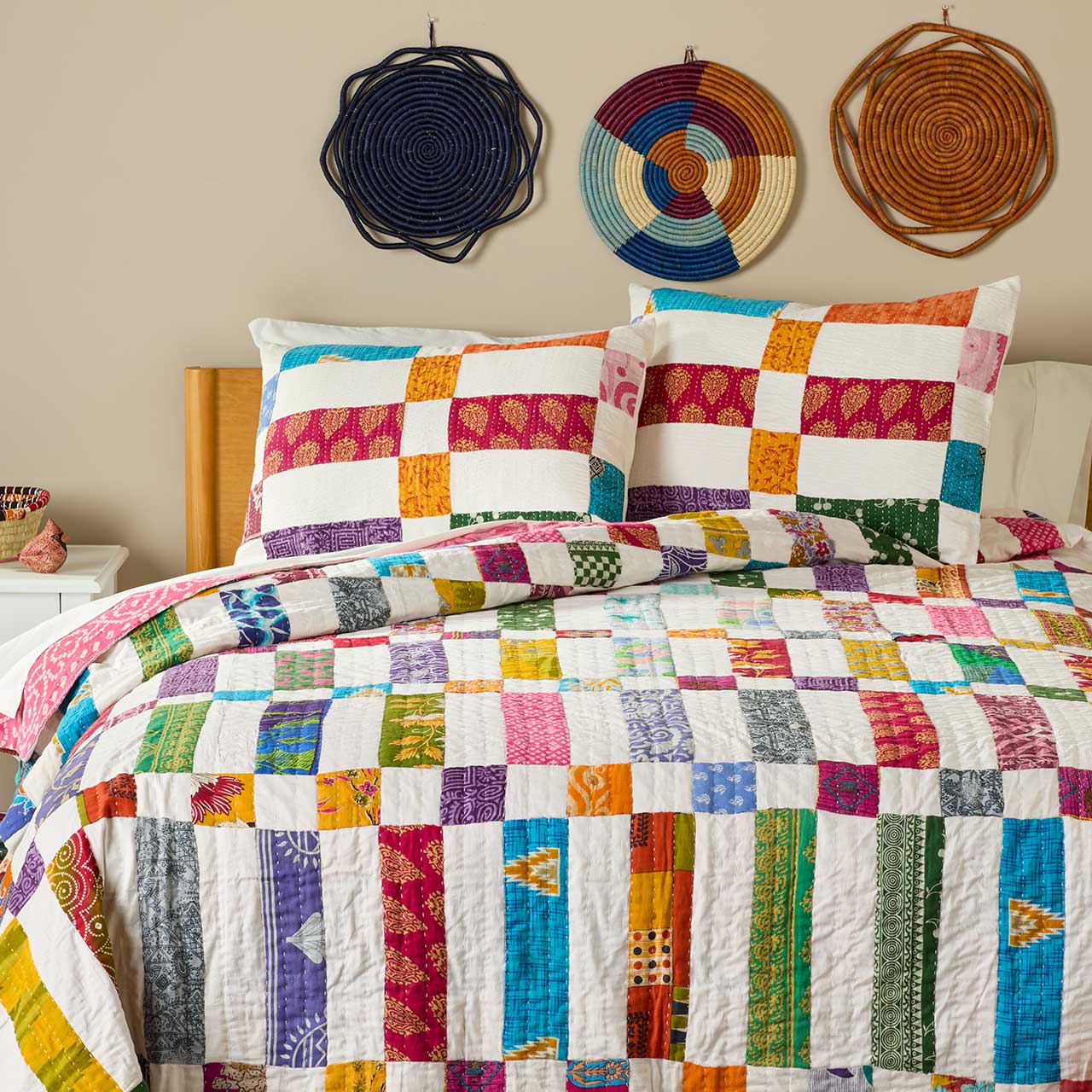 Dati Shore Raffia Charger- Sold Individually