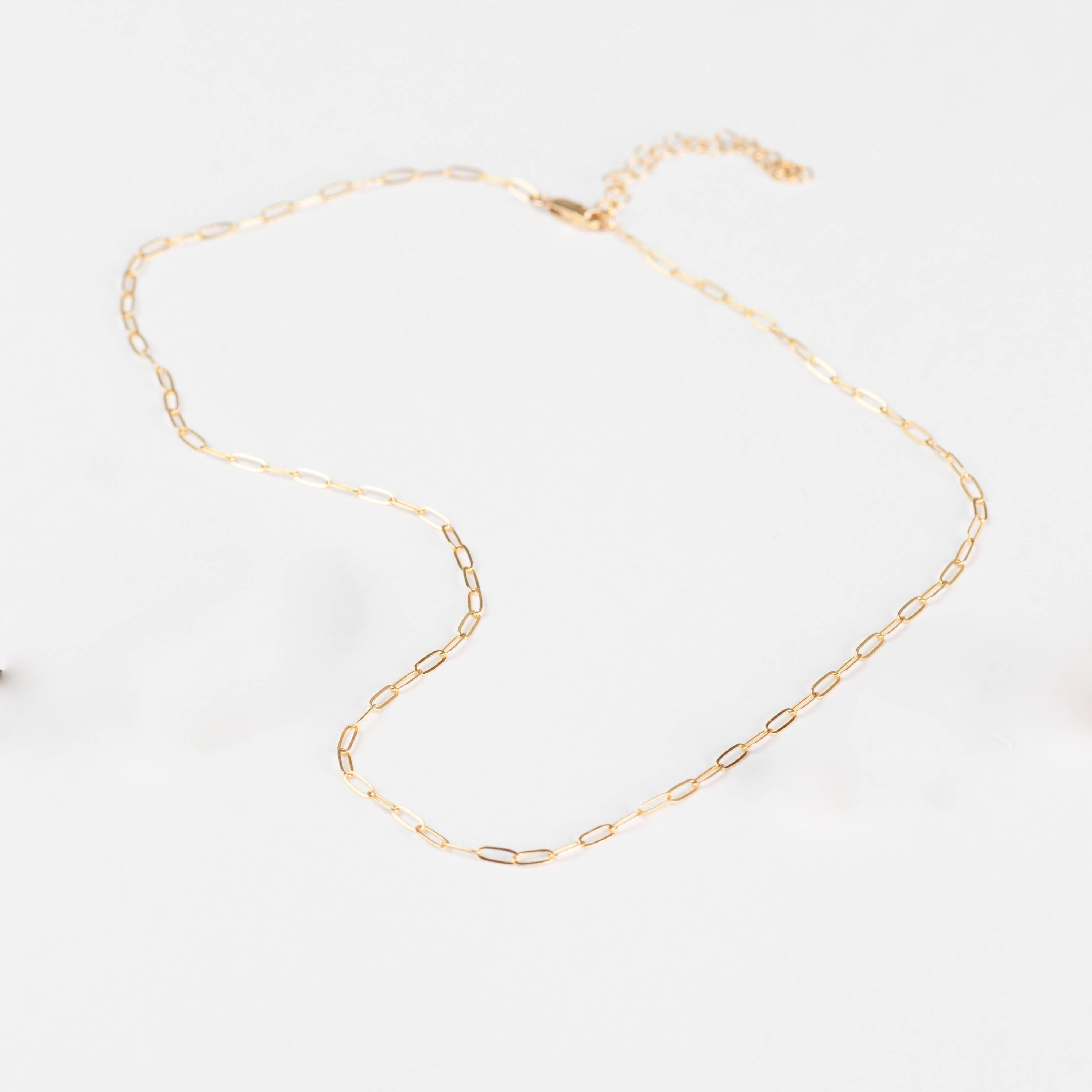 Elizabeth Everyday Paperclip Necklace in 14k Gold Filled