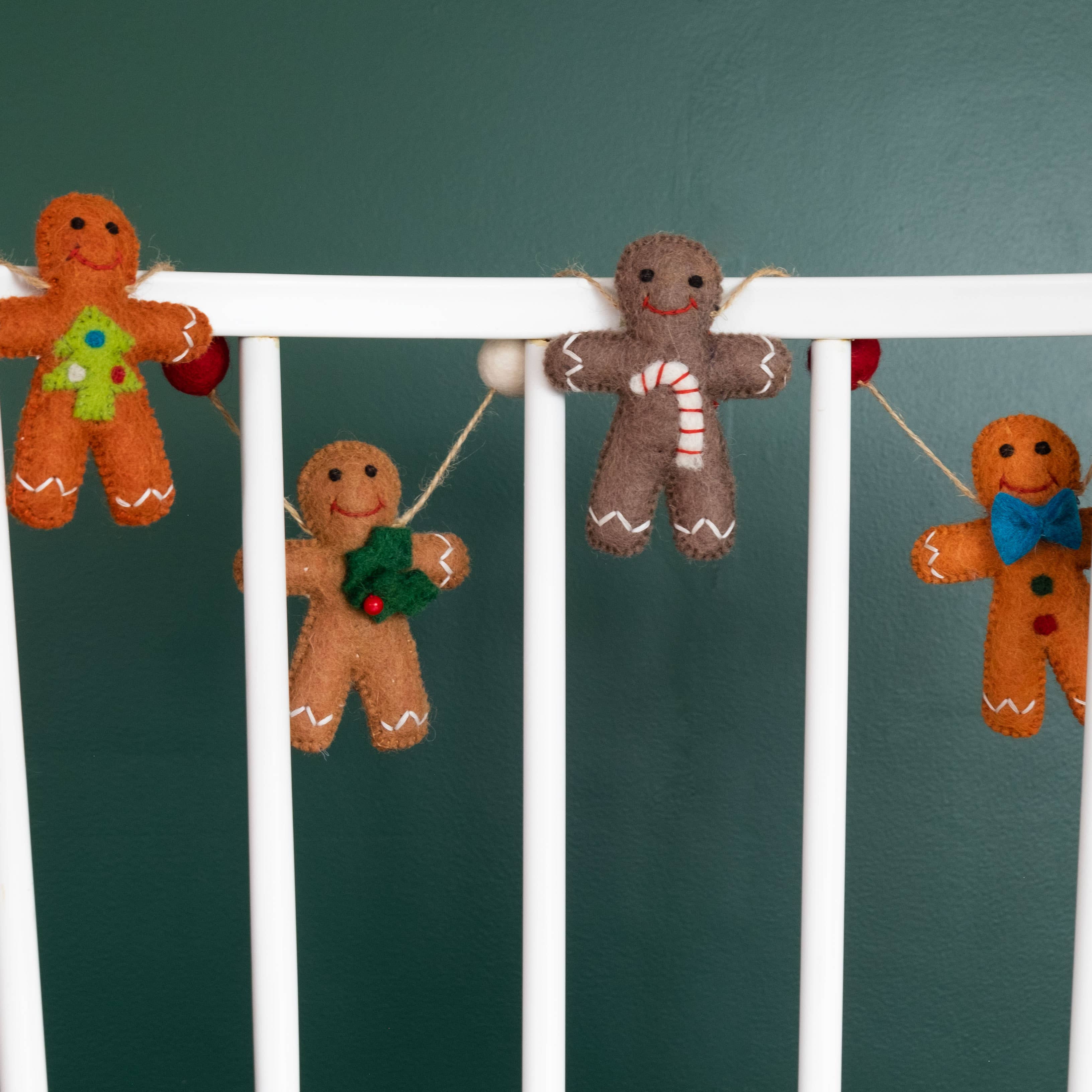 Felt Gingerbread Man Garland