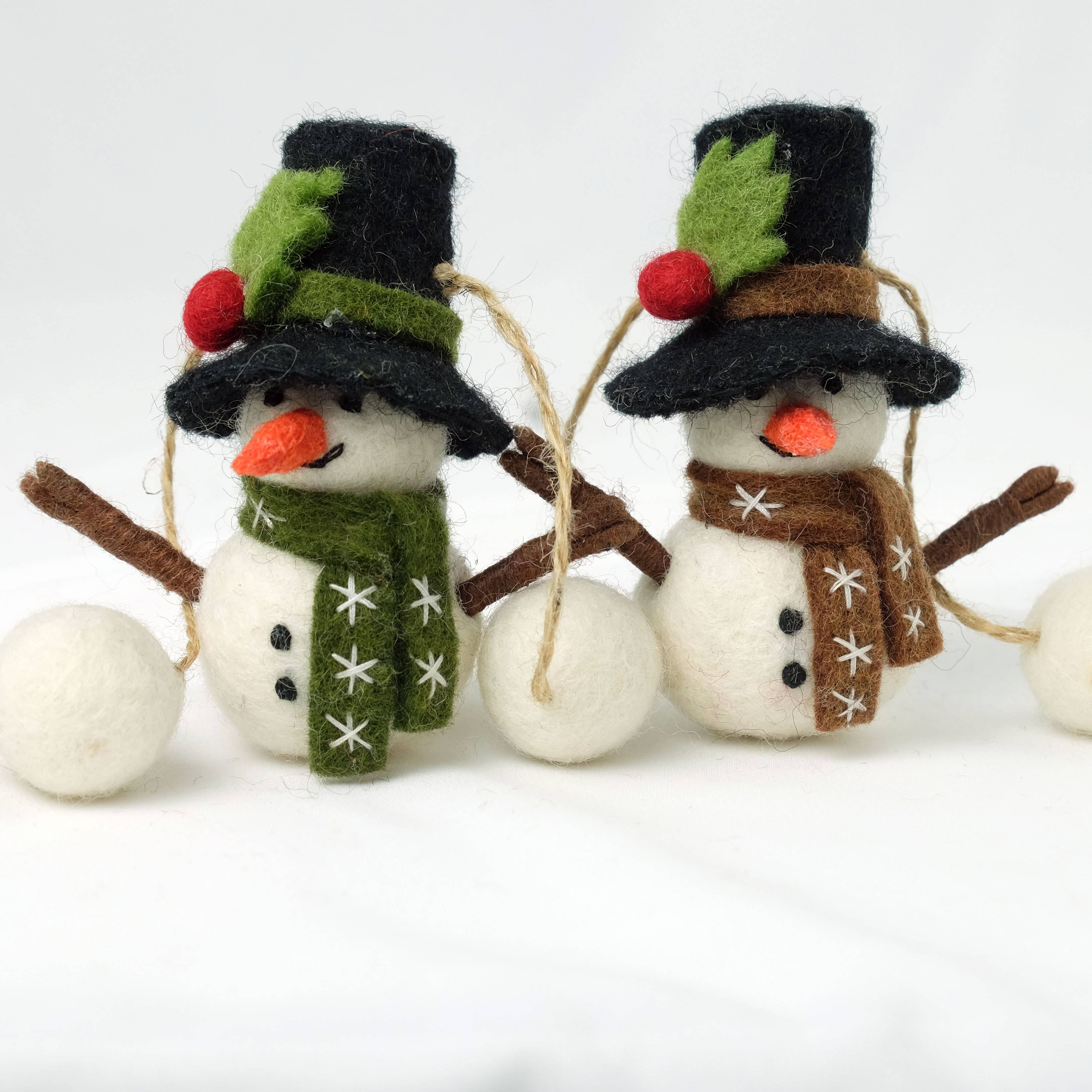 Felt Snowmen Garland