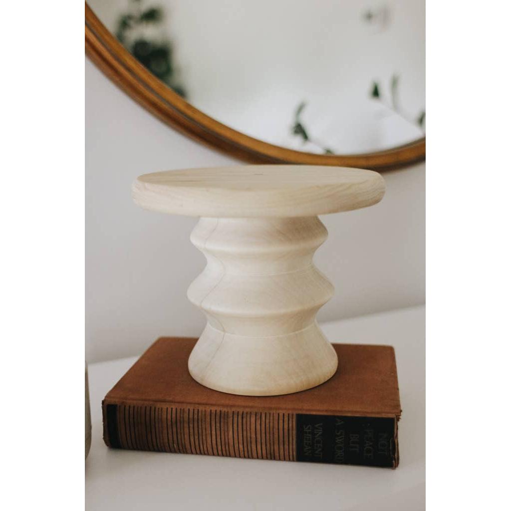 Flourish Pedestal- Assorted Colors