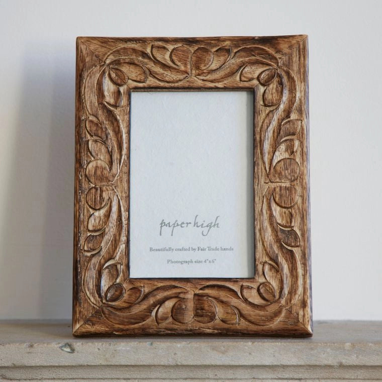 Foliage Carved Mango Wood 4”x6” Photo Frame