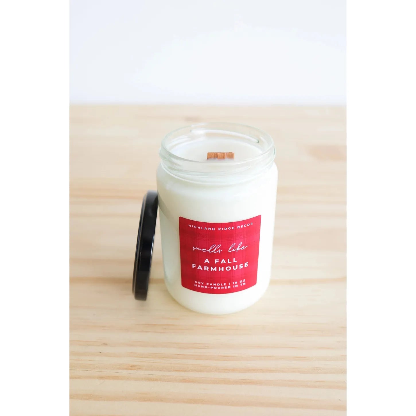 Highland Ridge Fall Scented Candles- Assorted Scents- Assorted Sizes