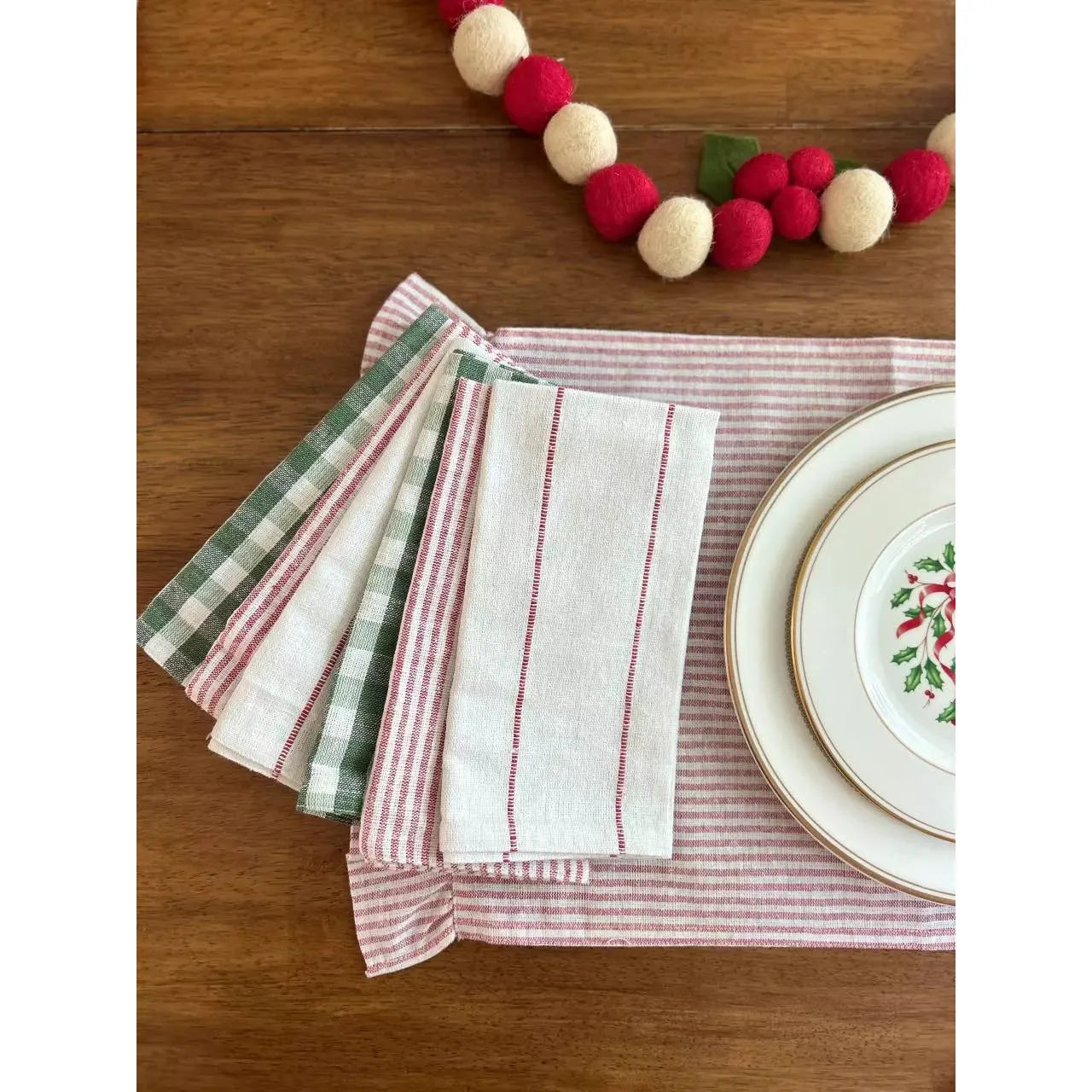 Holiday Mix Napkin Set