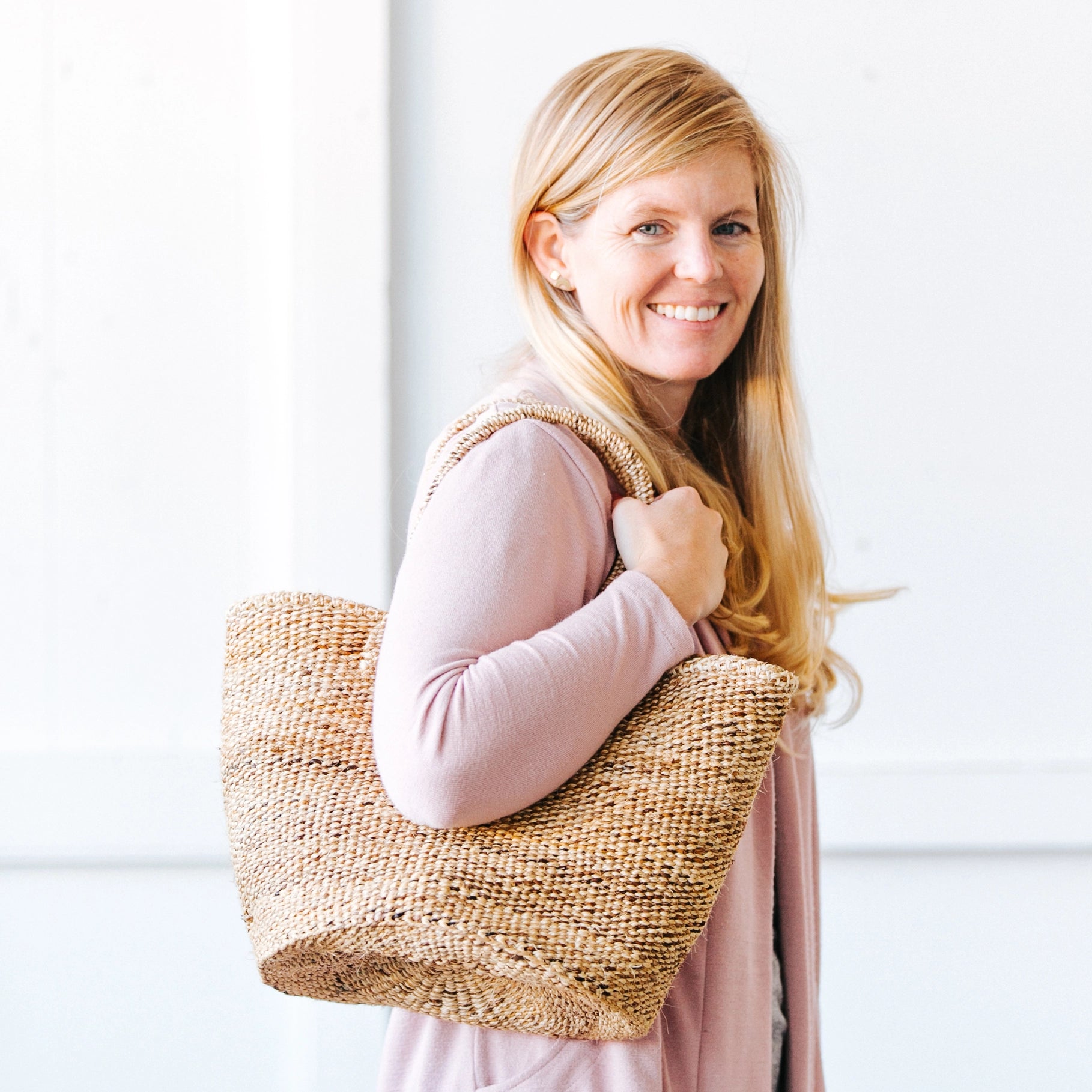 Medium Sisal Tote- Assorted Colors (Local Pickup/Local Delivery Only)