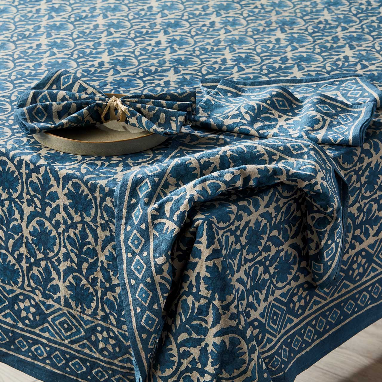 Indigo Dabu Jasmine Napkins - Set of 4