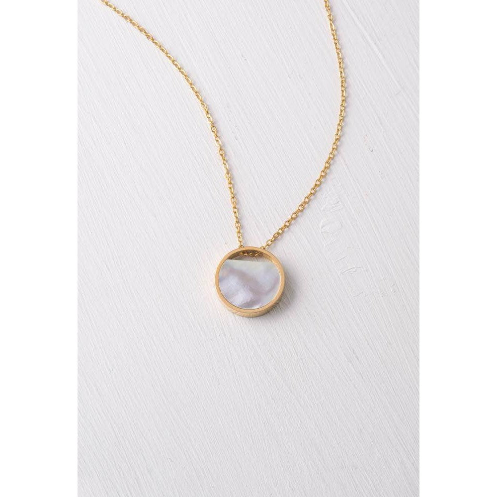 Iris Mother-of-Pearl Necklace