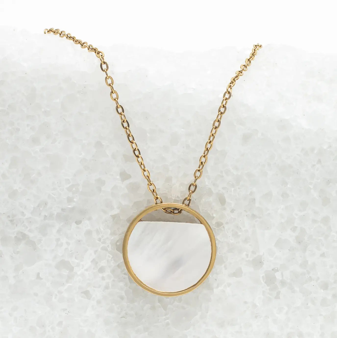 Iris Mother-of-Pearl Necklace