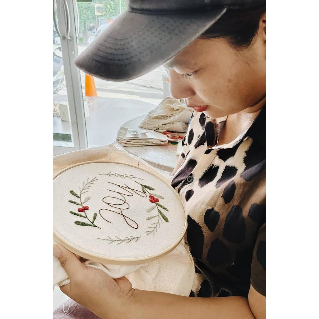 Joy To The World Hoop Wall Decor