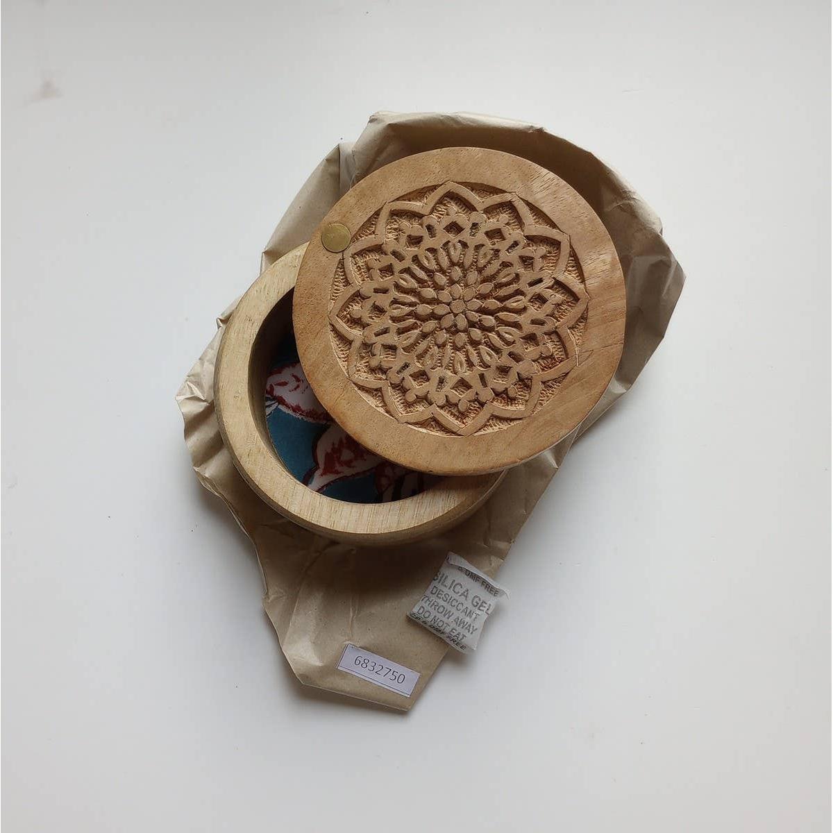 Khazaana Mango Wood Keepsake Box