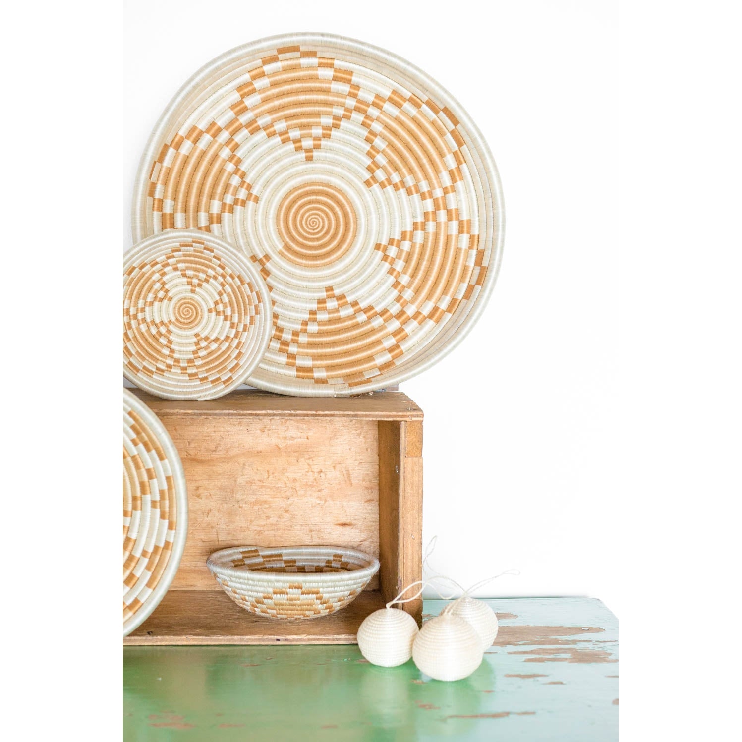 Neri Woven Bowl - Assorted Sizes (*Large-Local Pickup/Local Delivery Only)