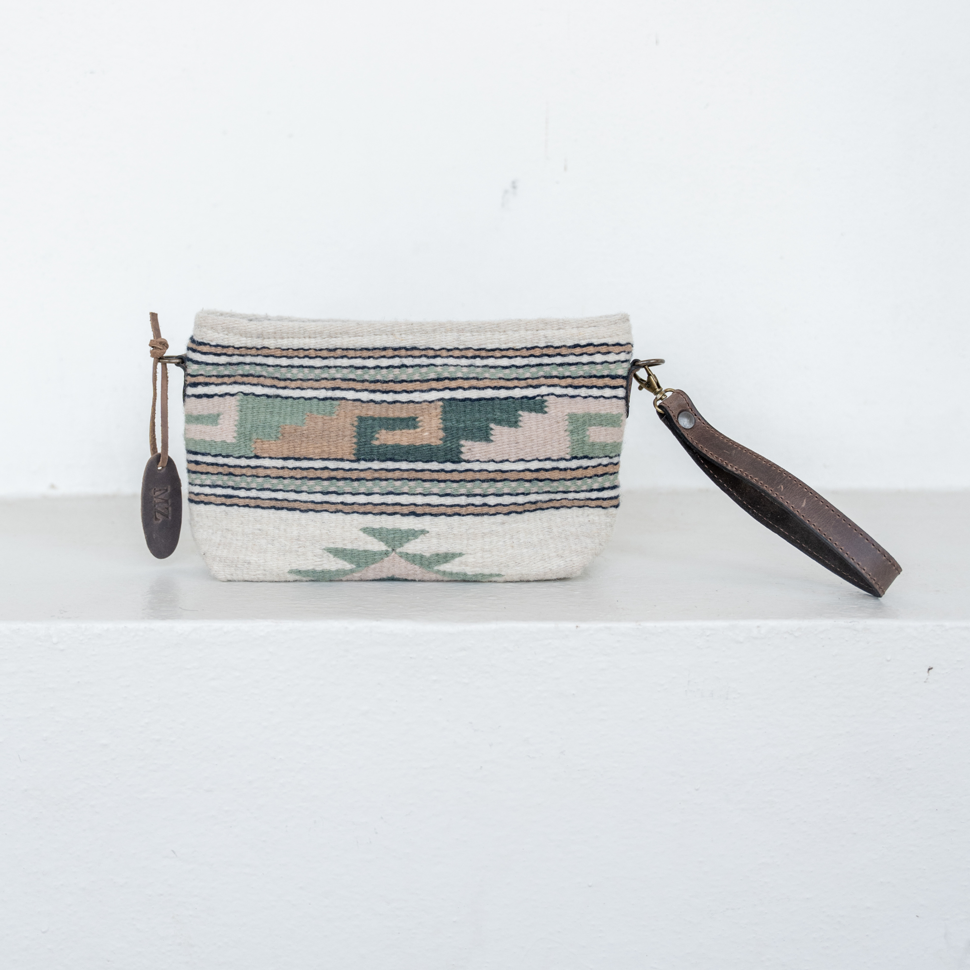 Pastel Mitla 3-in-1 Convertible Clutch