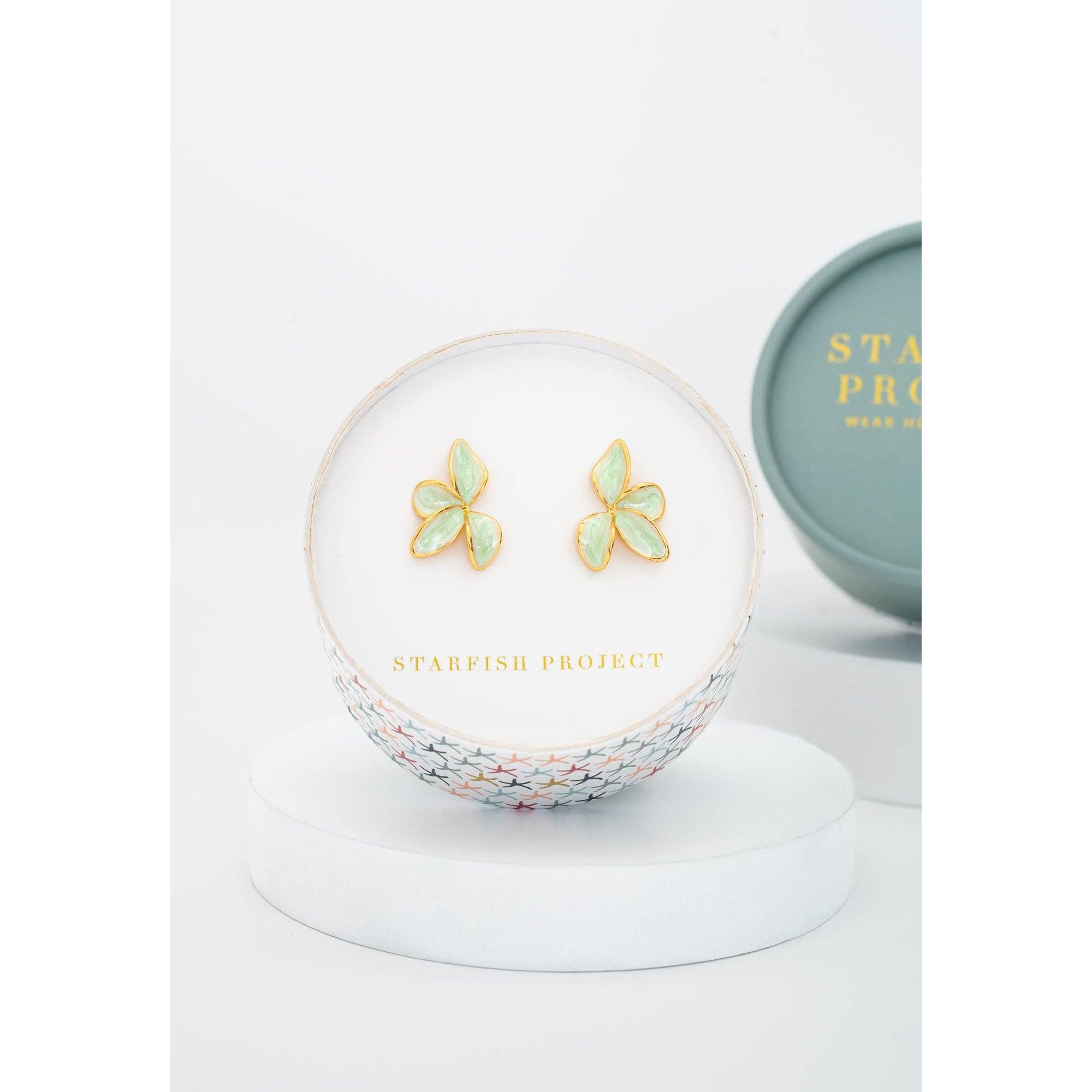 Poised Petal Earrings in Mint