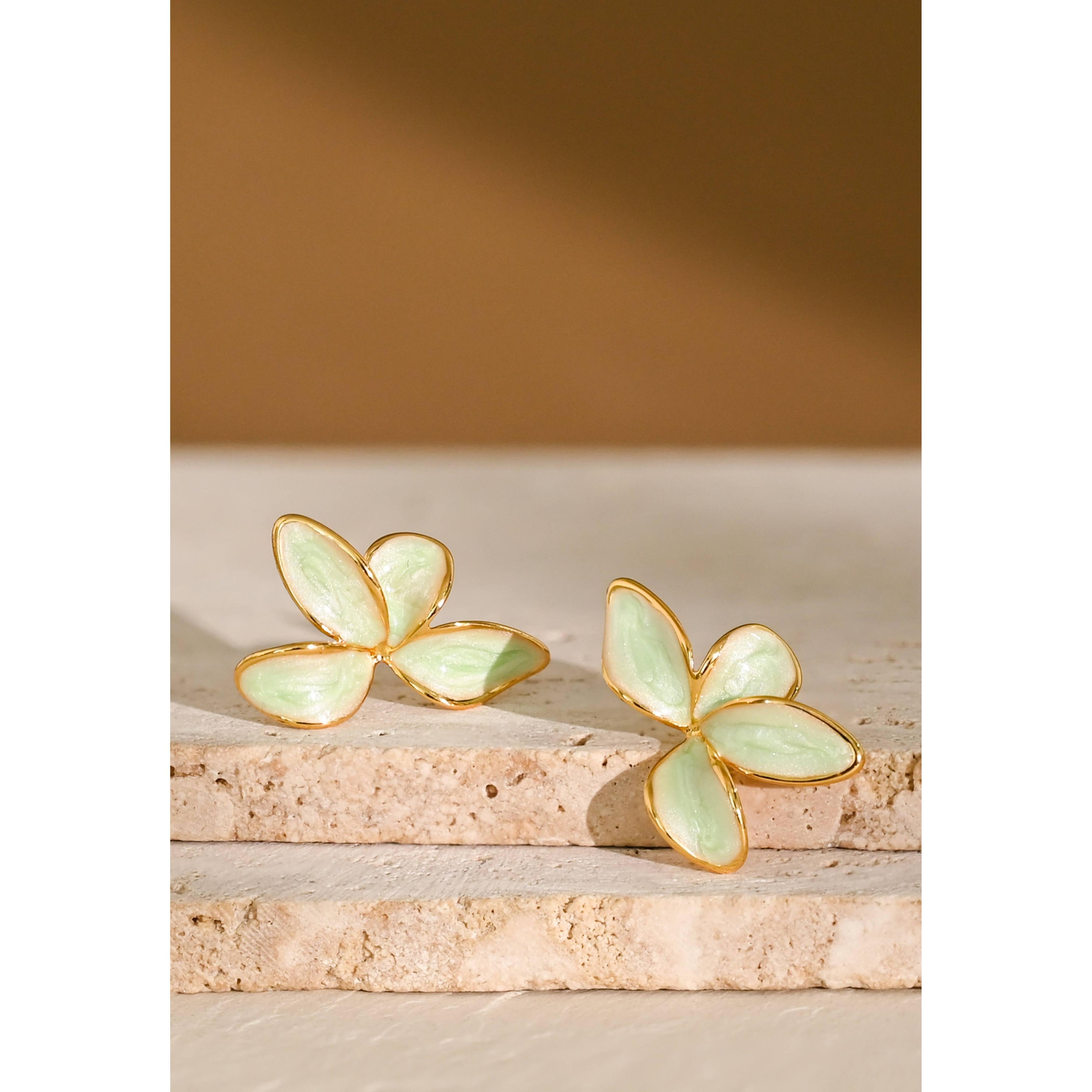 Poised Petal Earrings in Mint