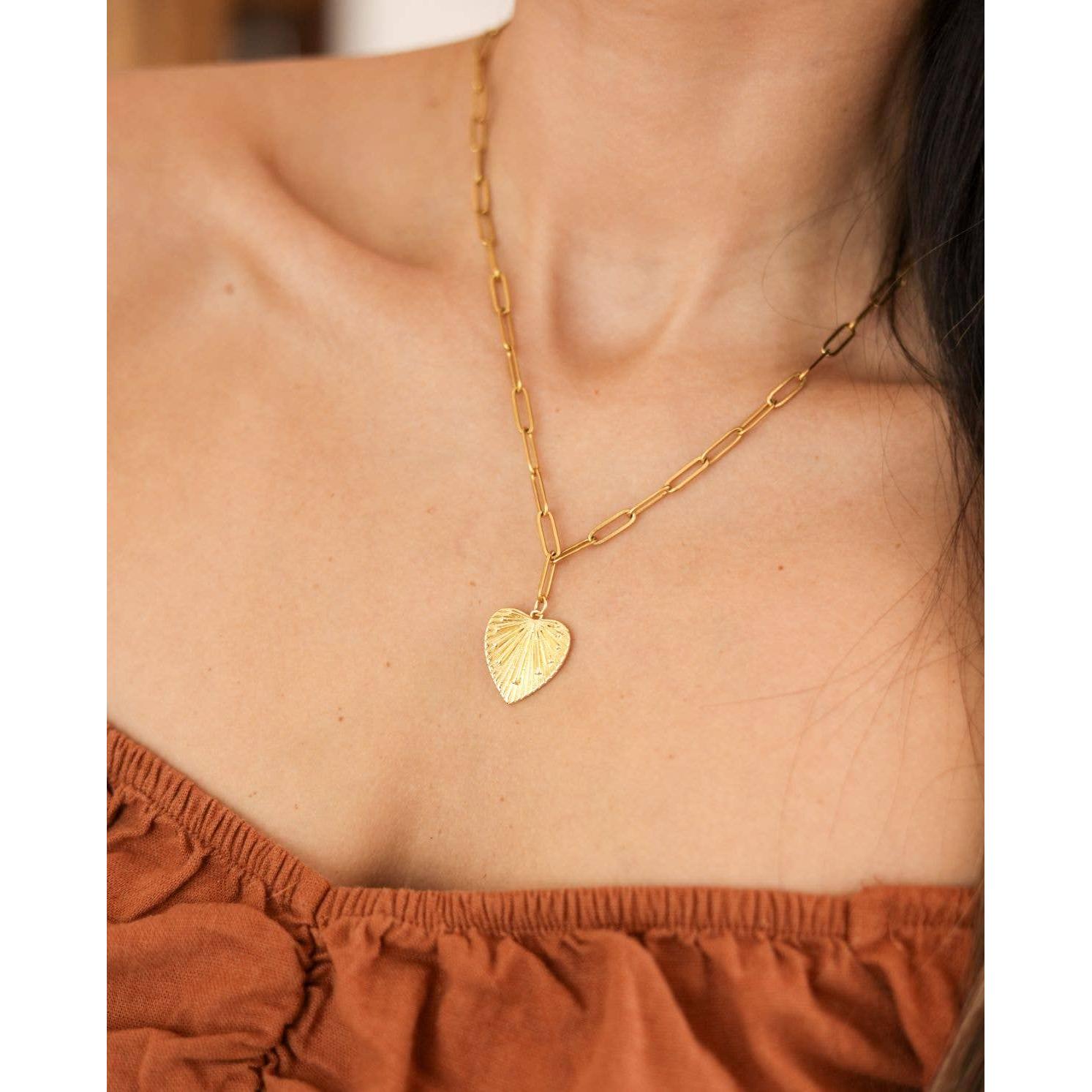 Rae Necklace