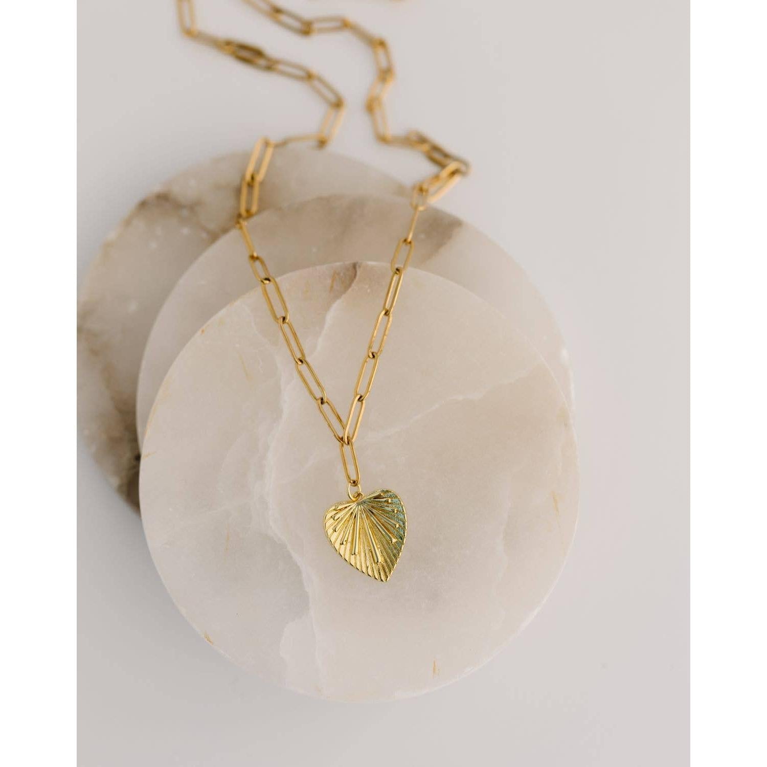 Rae Necklace