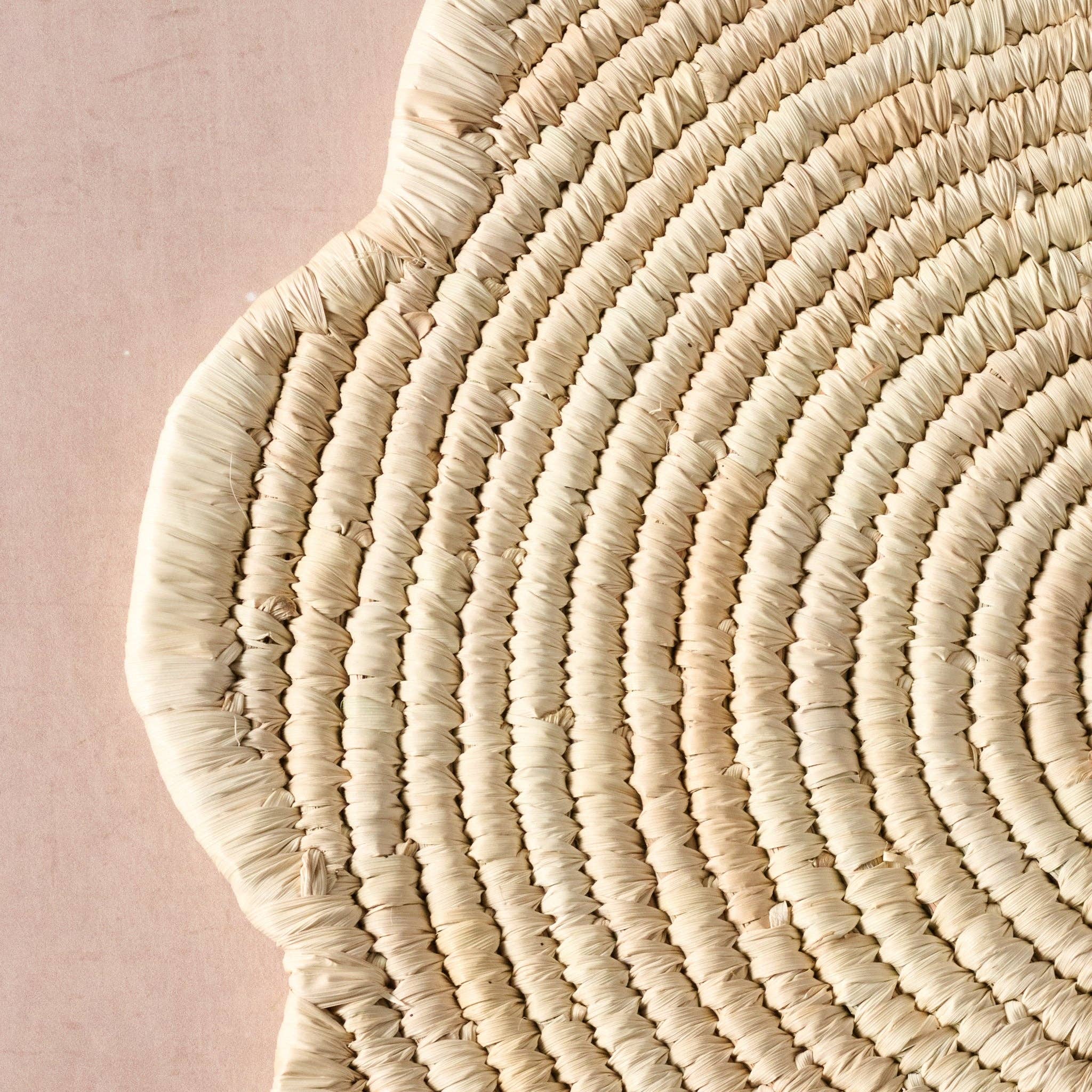 Seba Scalloped Palm Leaf Charger (*Local Pickup/Local Delivery Only)