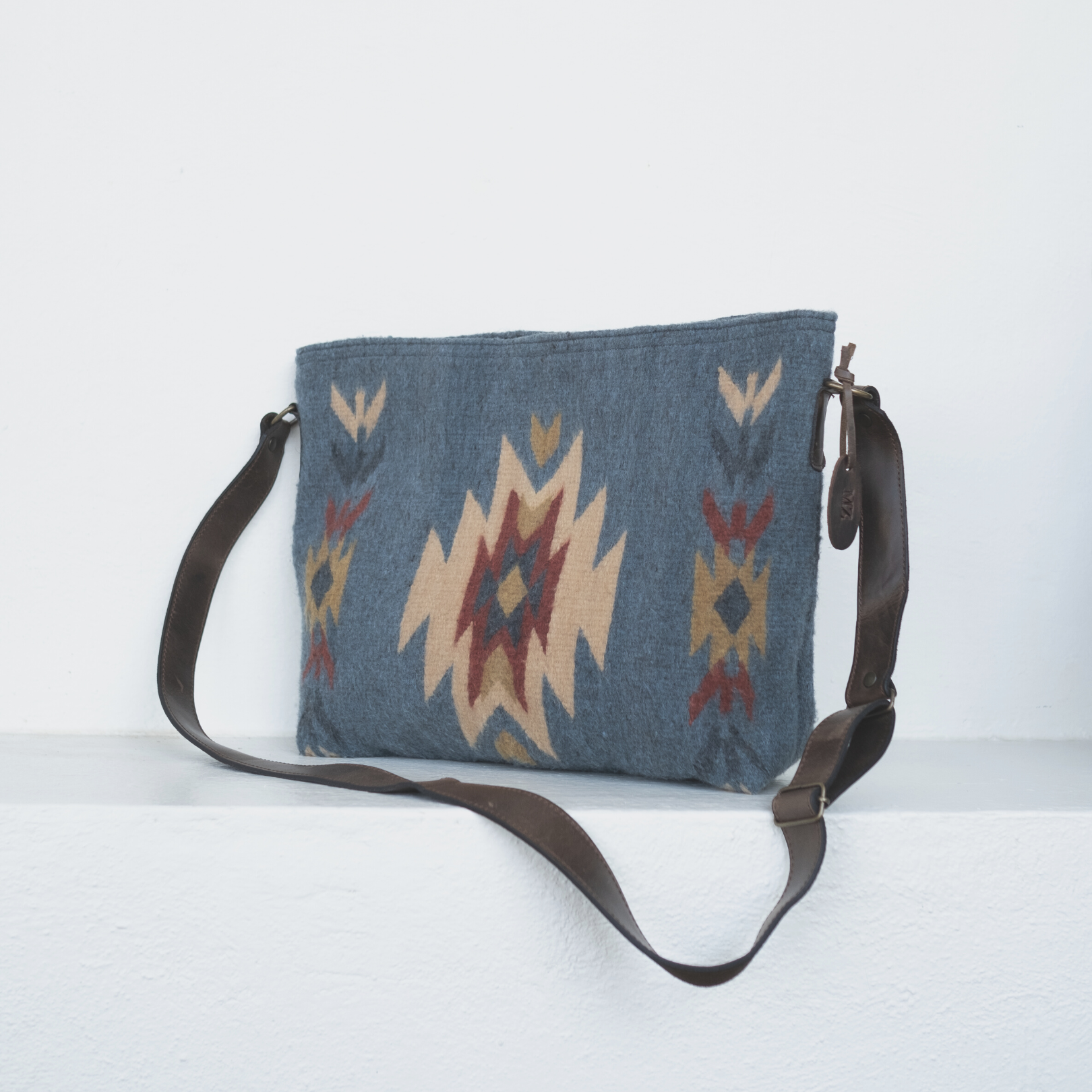 Sparrow’s Song Convertible Crossbody/ Shoulder Bag