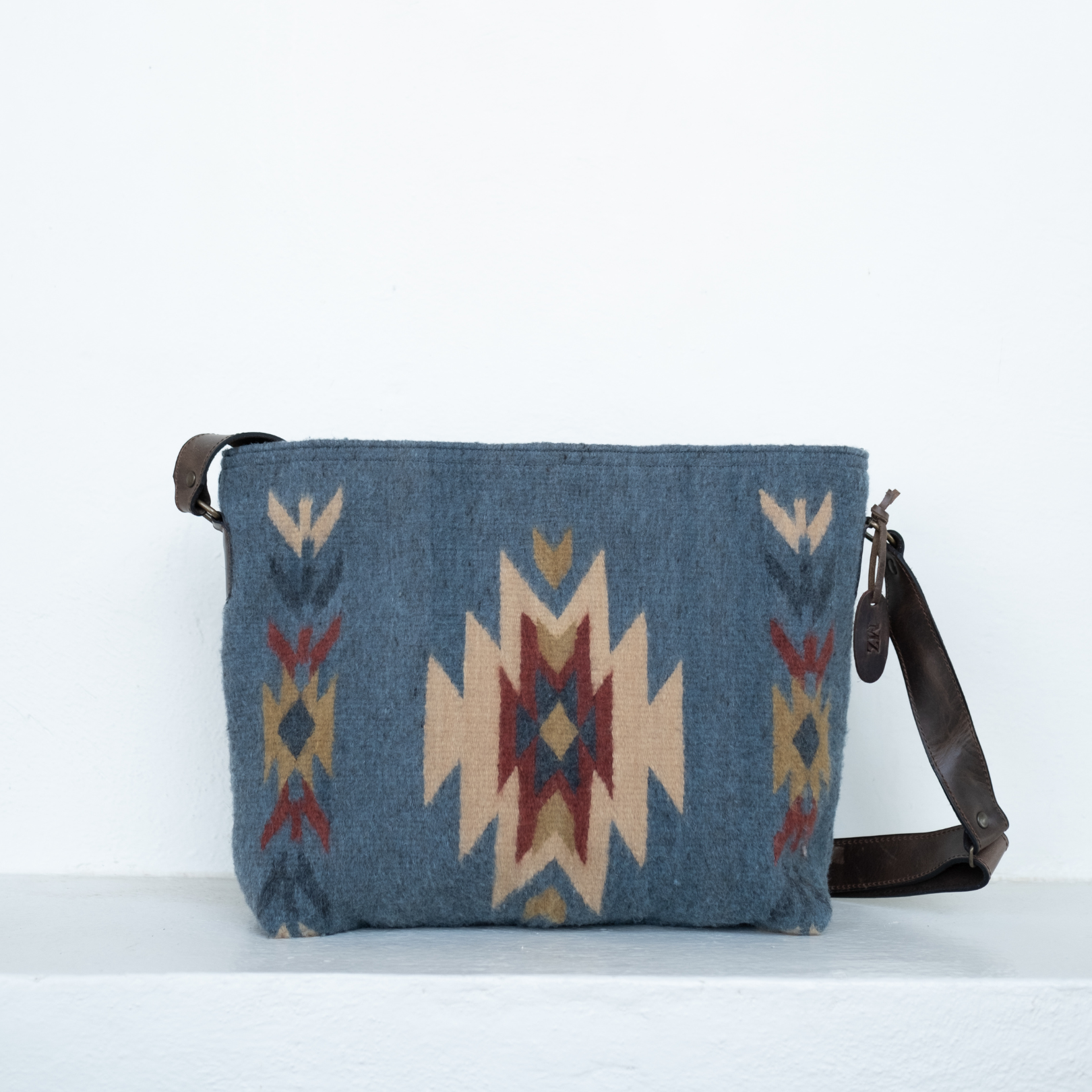 Sparrow’s Song Convertible Crossbody/ Shoulder Bag