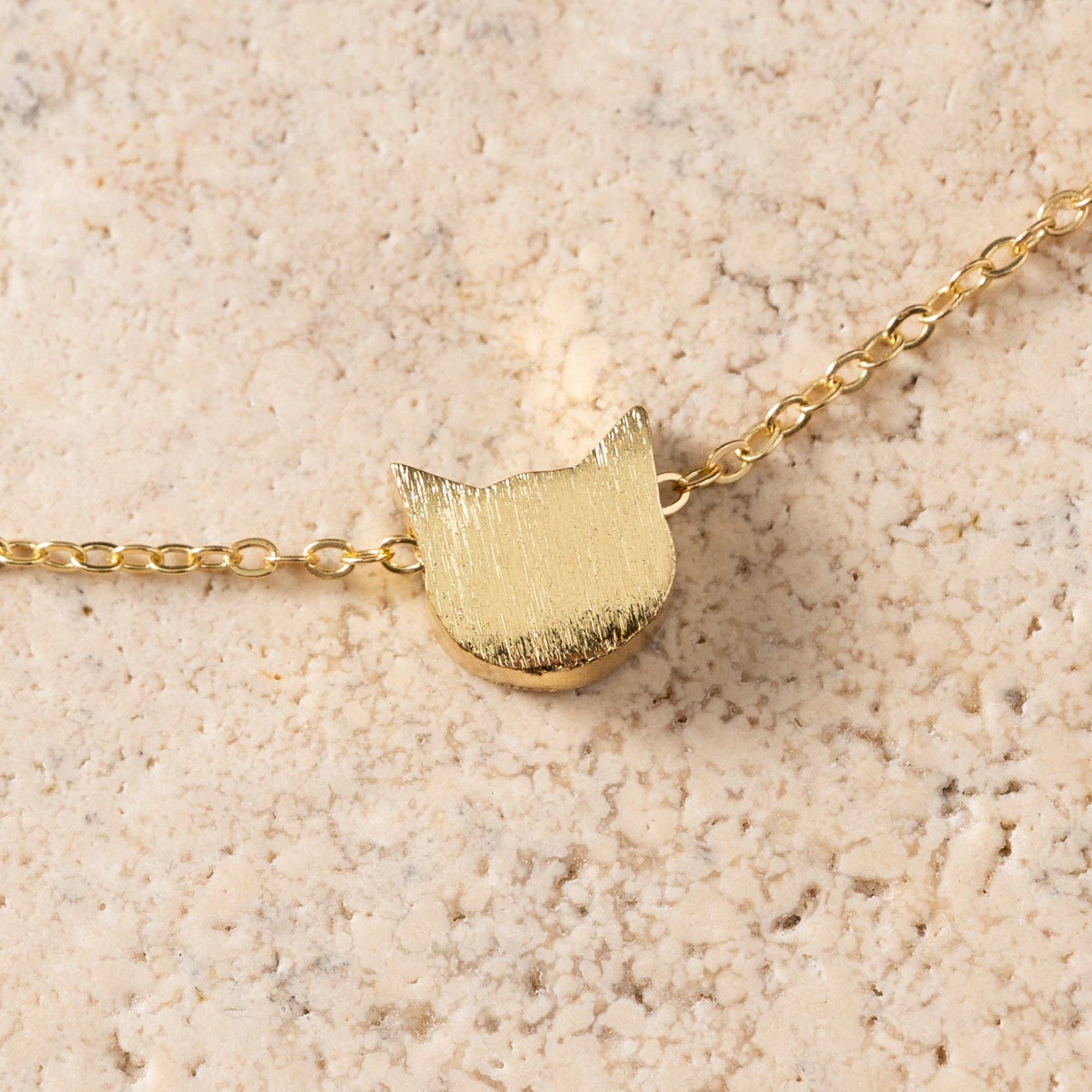 Thoda Dainty Cat Bracelet