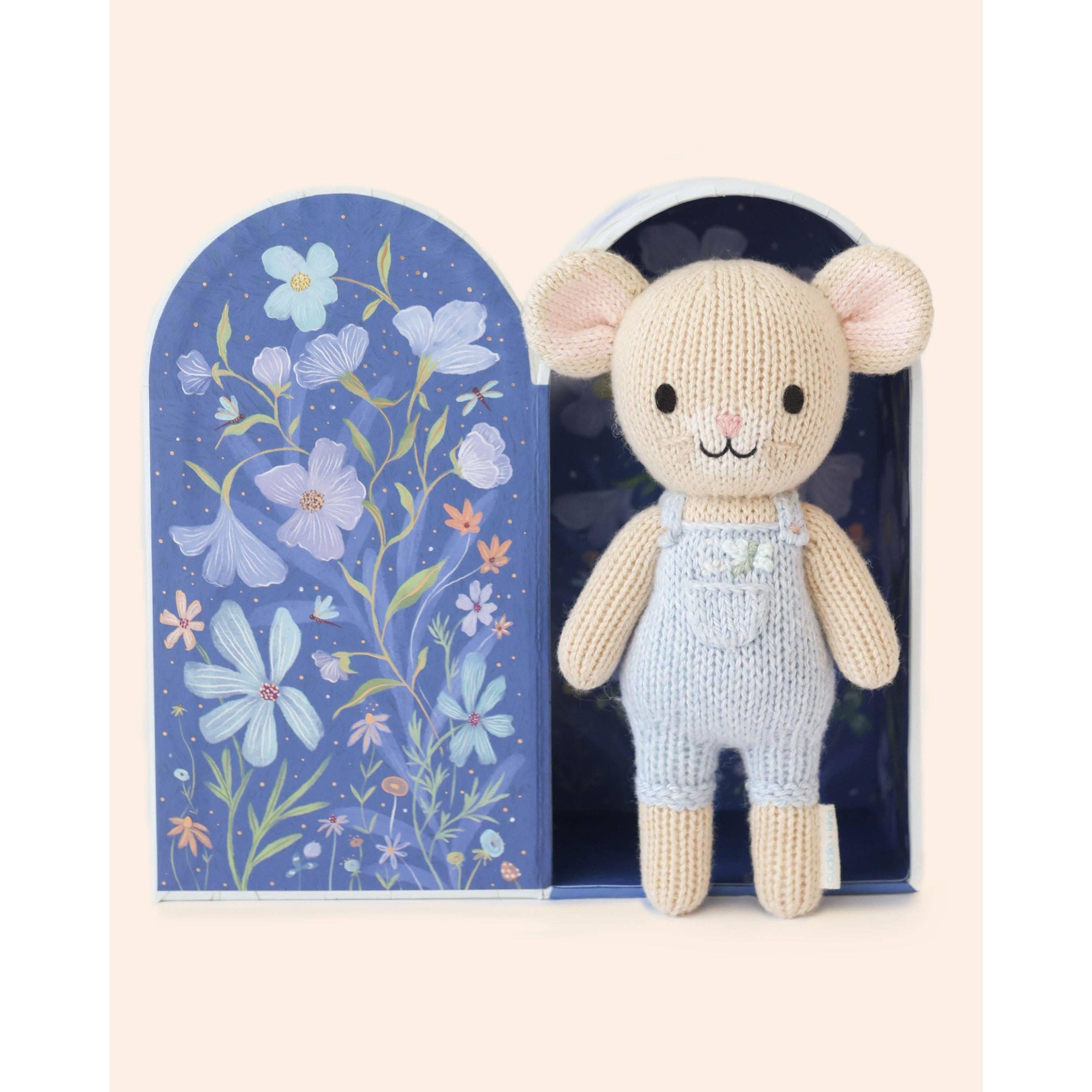 Tiny Bailey the Mouse