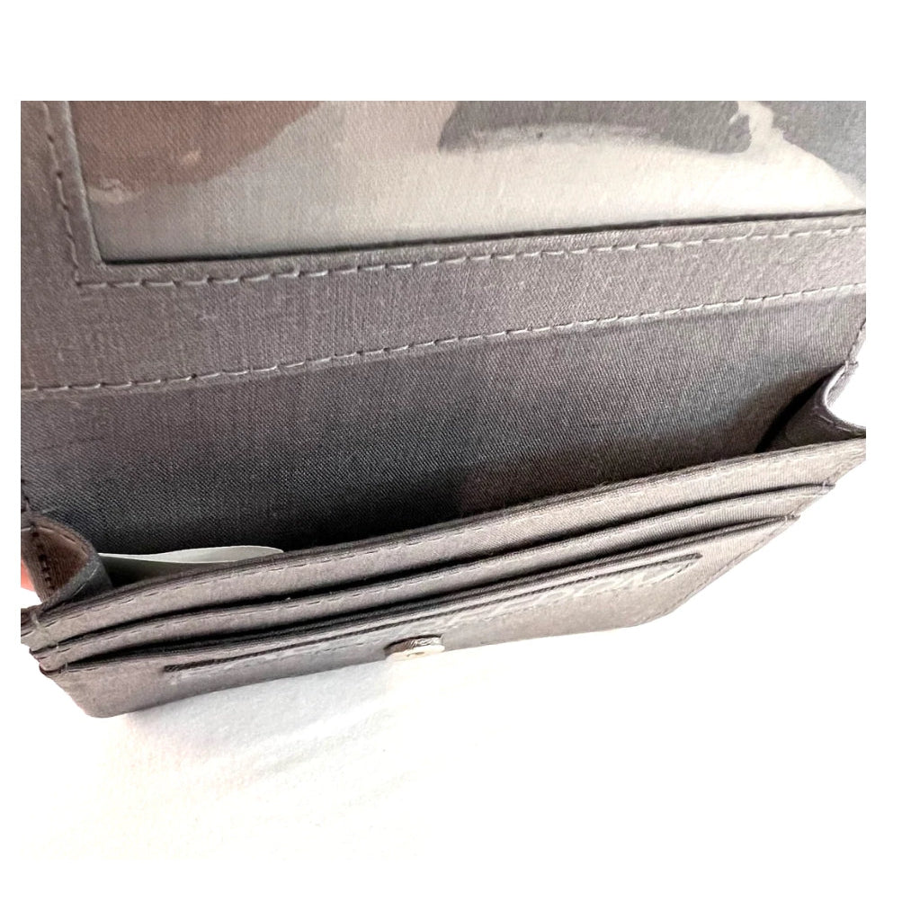 Tire Snap Wallet