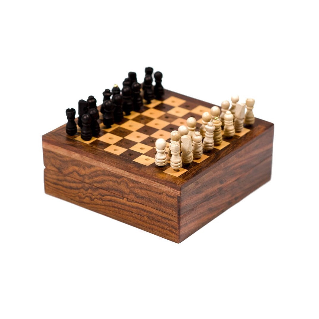 Travel Chess Game