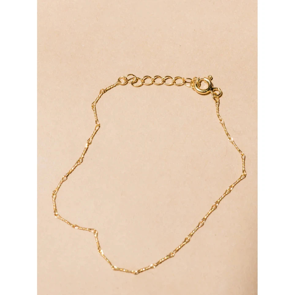 Twist Chain Bracelet