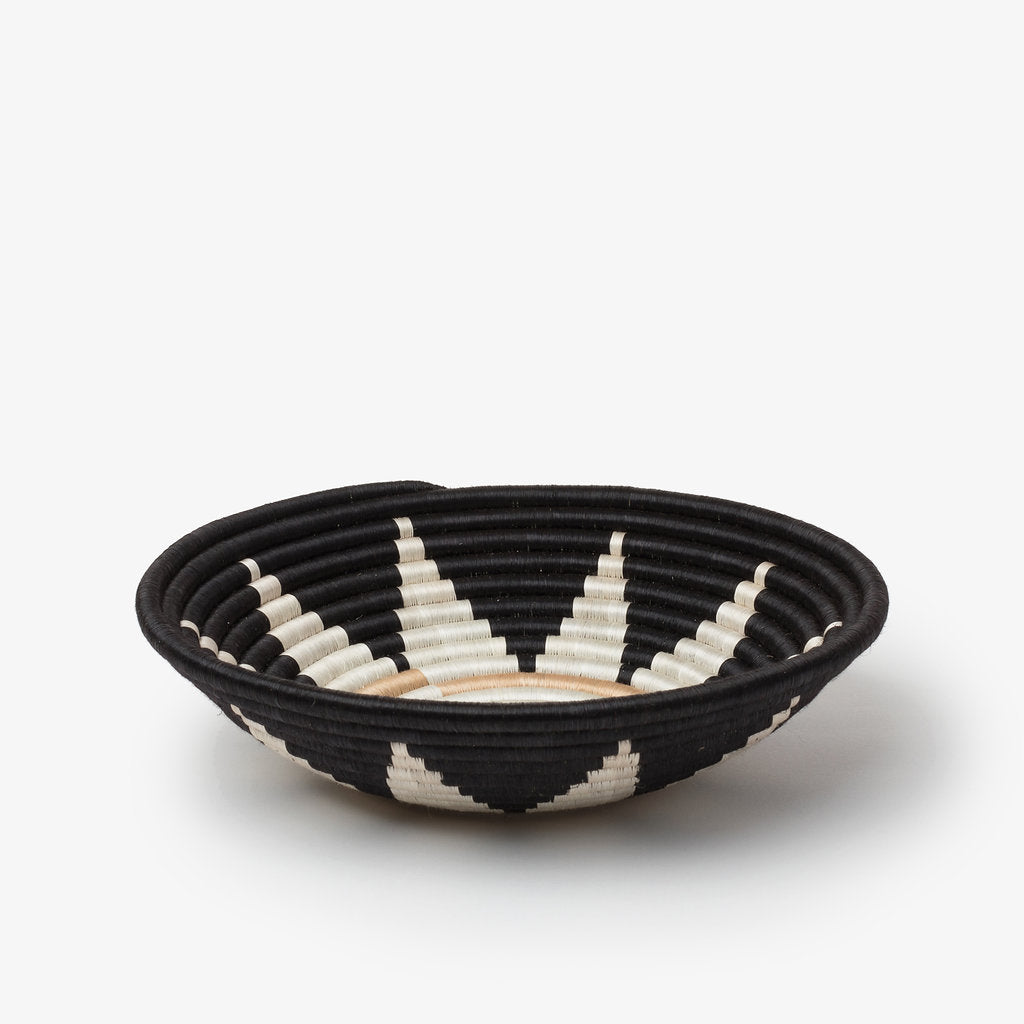 Zuba Woven Bowl -Black- Assorted Sizes (*Large- Local Pickup/Local Delivery Only)