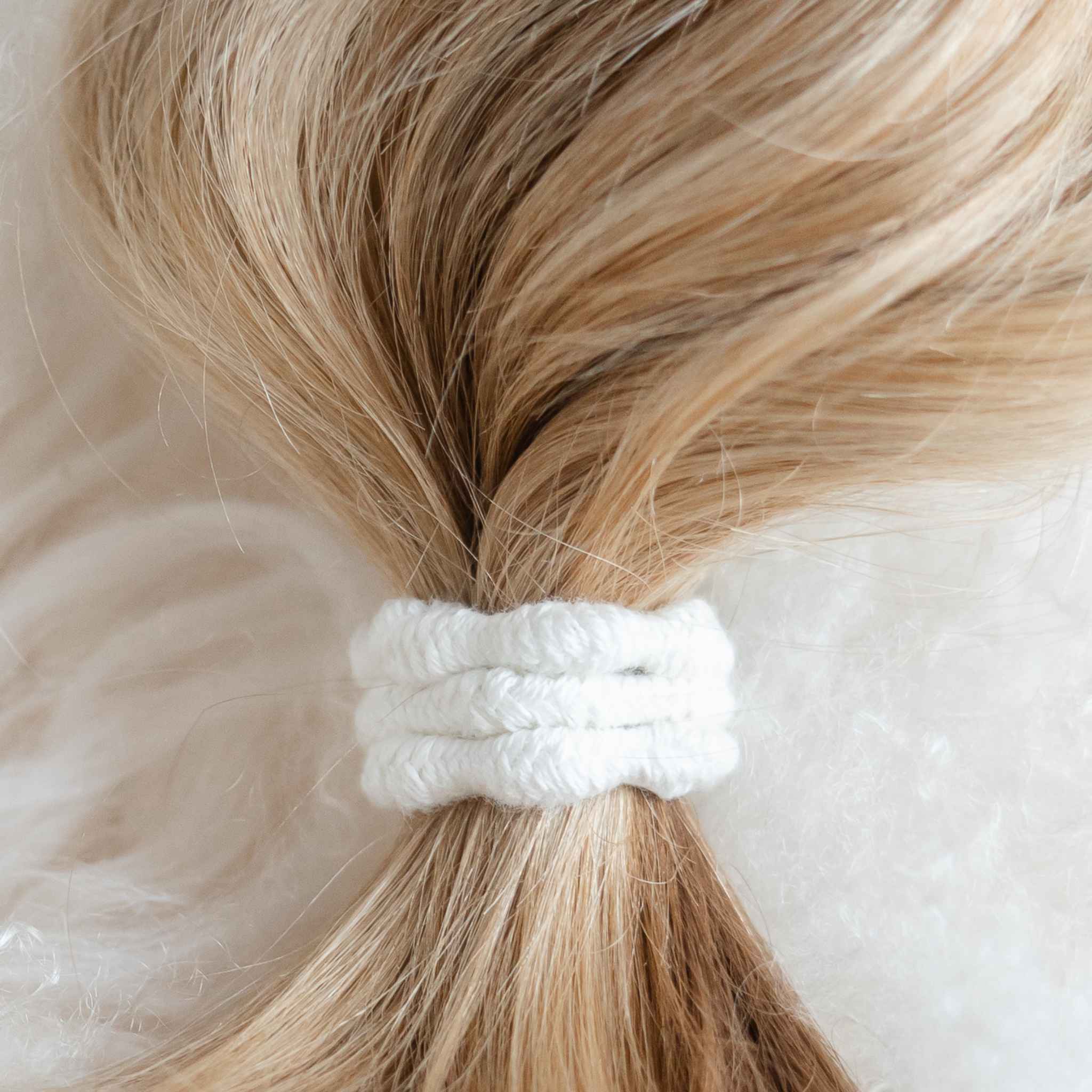 Pearl Hair Ties- Set of 3