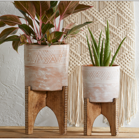 mango wood plant pot Mango Wood Plant Stand with Etched Planter