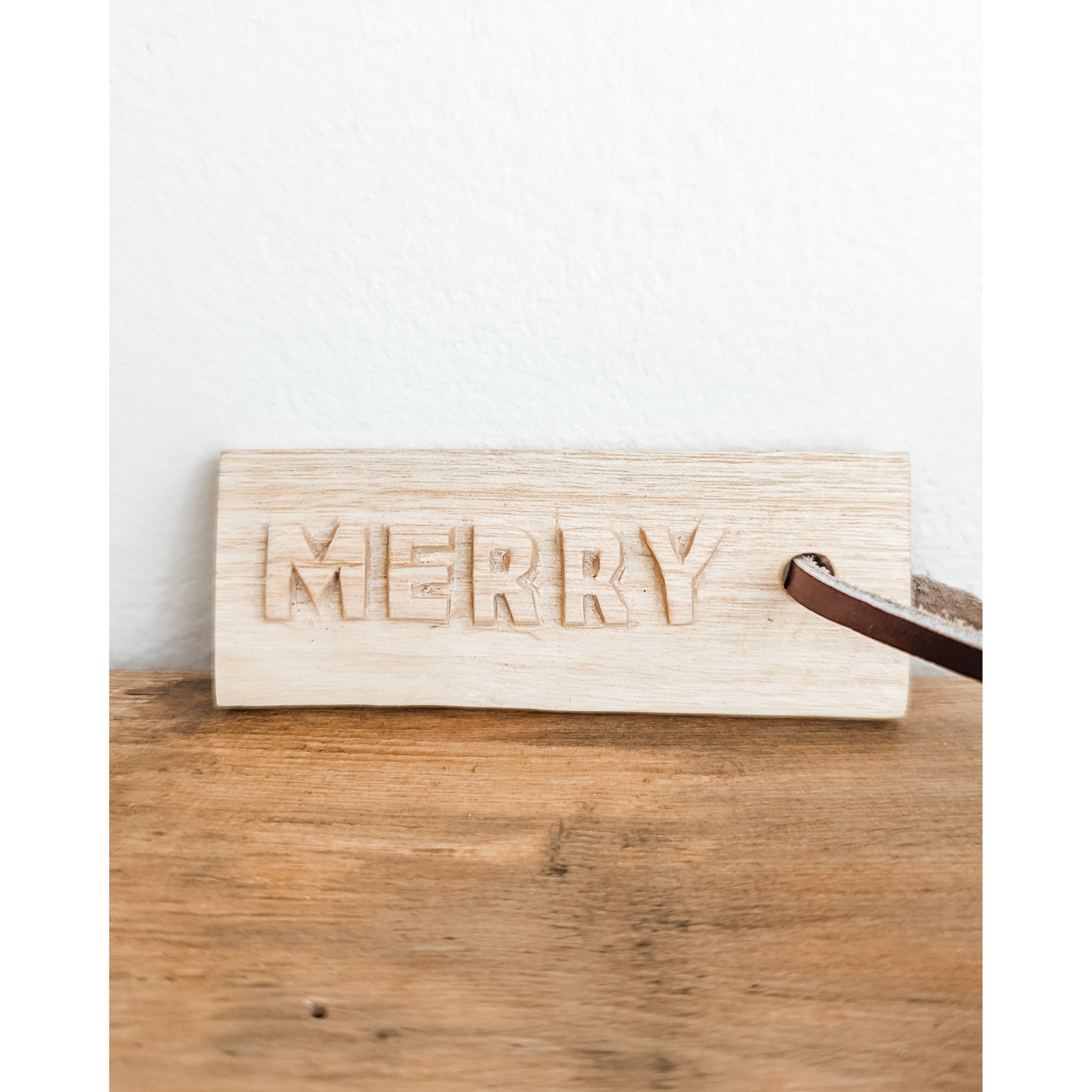 Wooden Word Tags - Assorted